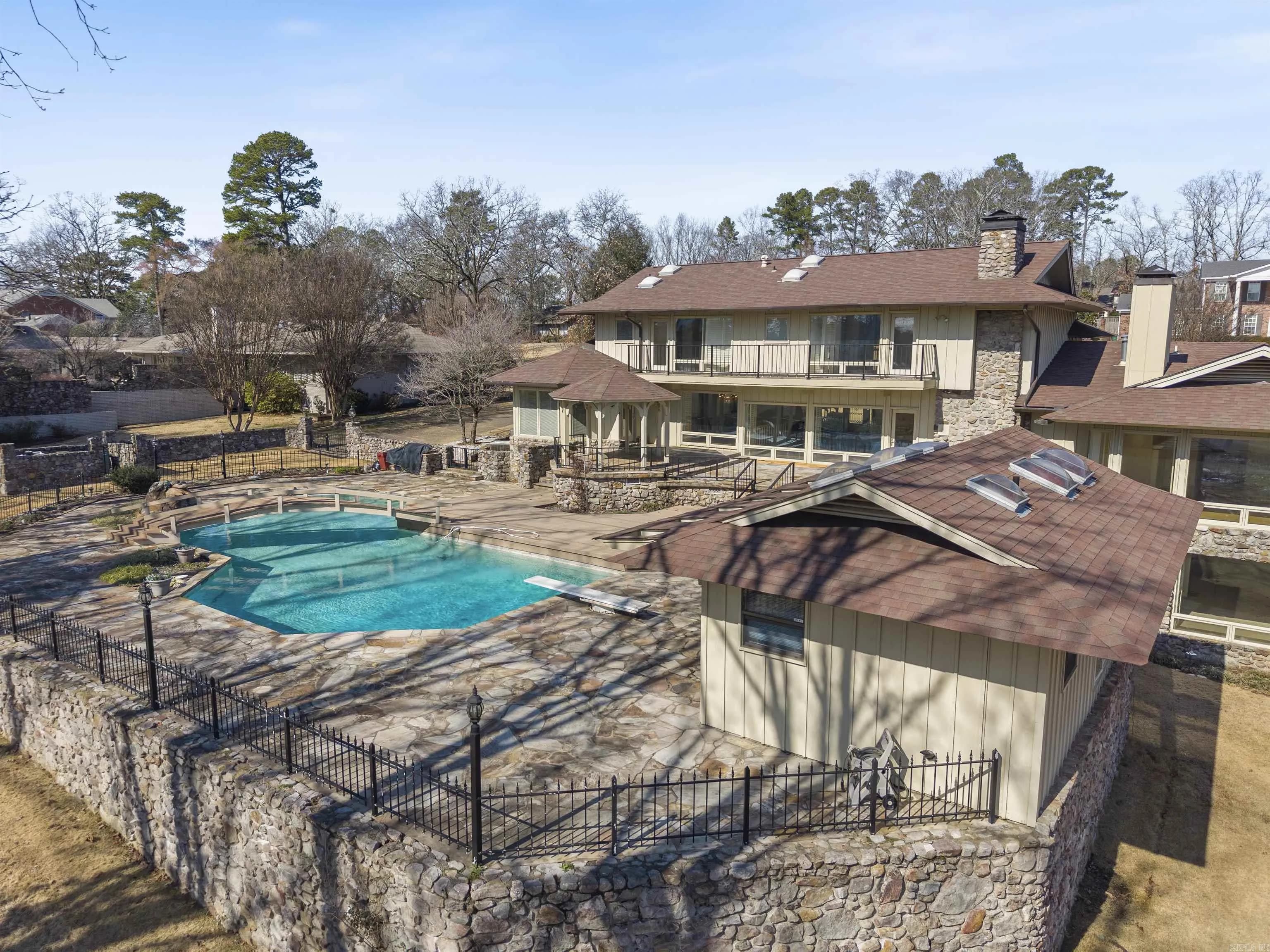 Property at 12015  Fairway - Image 48