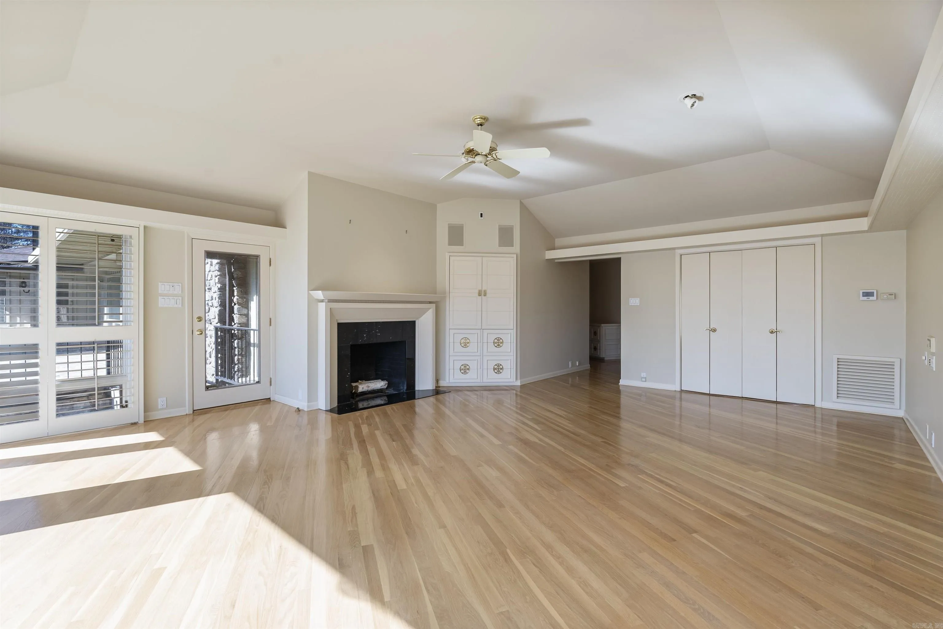 Property at 12015  Fairway - Image 25