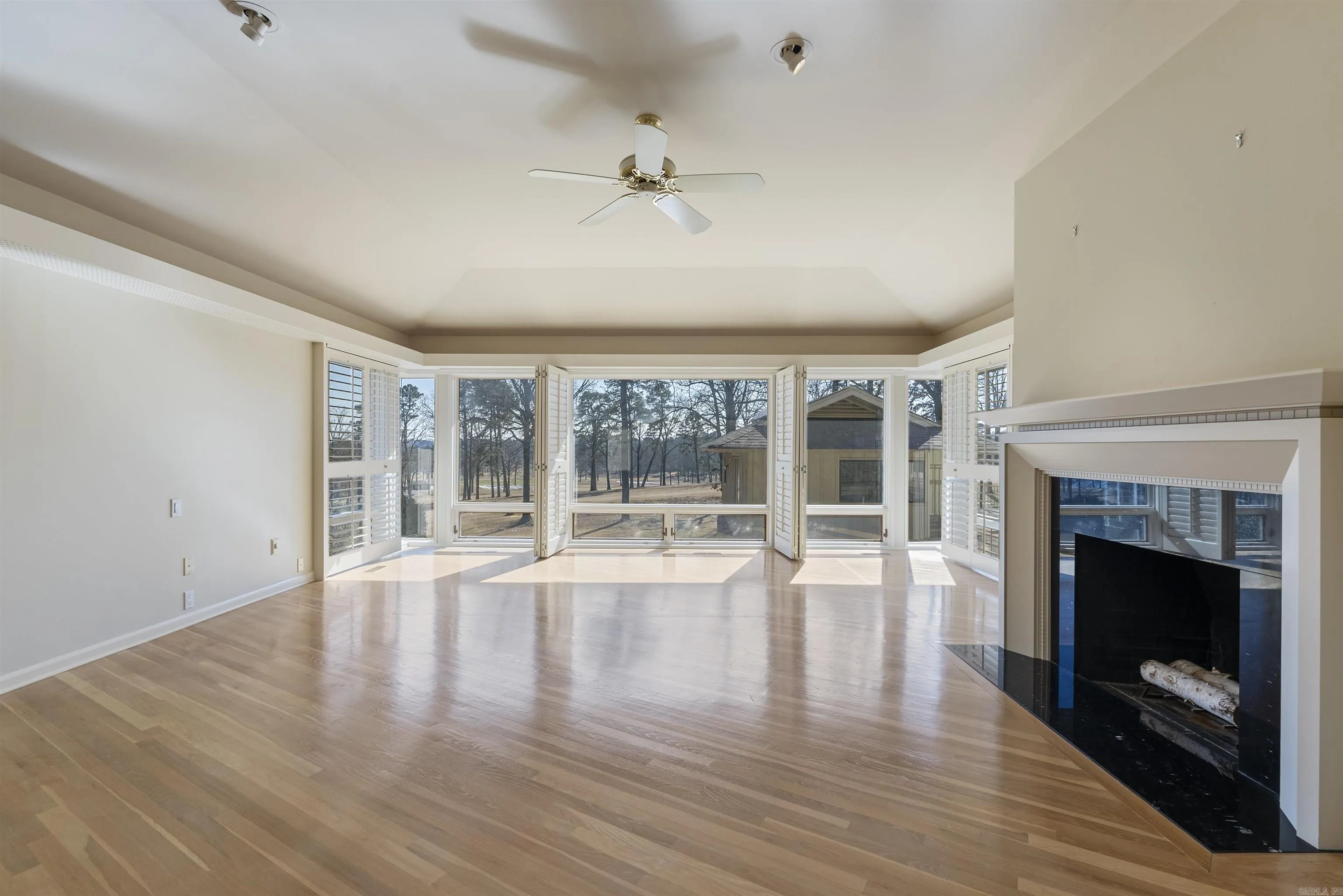 Property at 12015  Fairway - Image 23