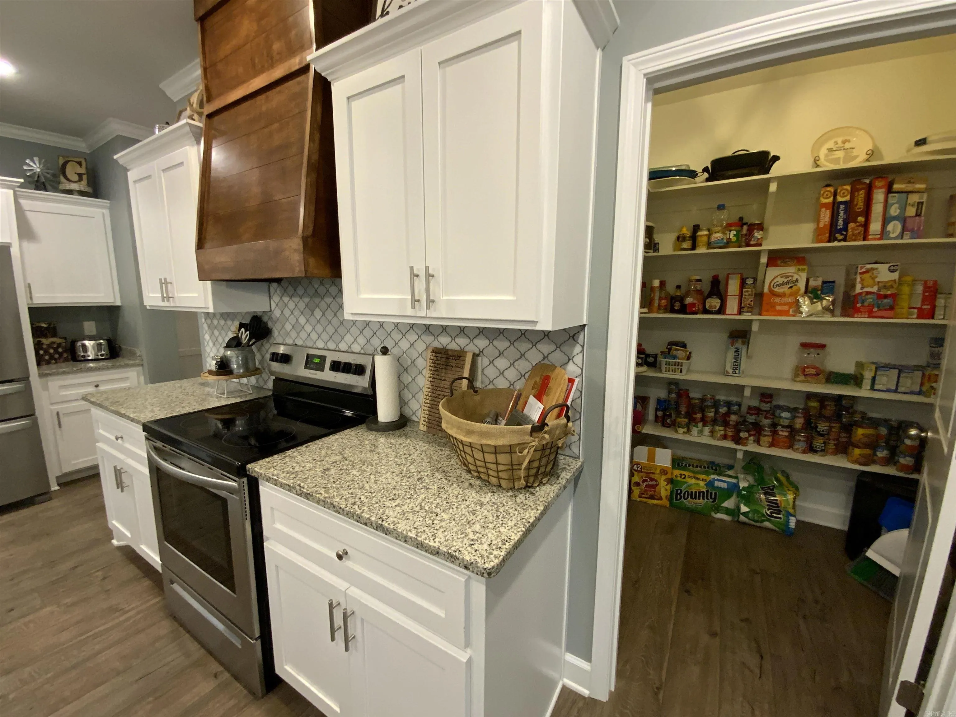 Property at 14  Jacob lane - Image 13