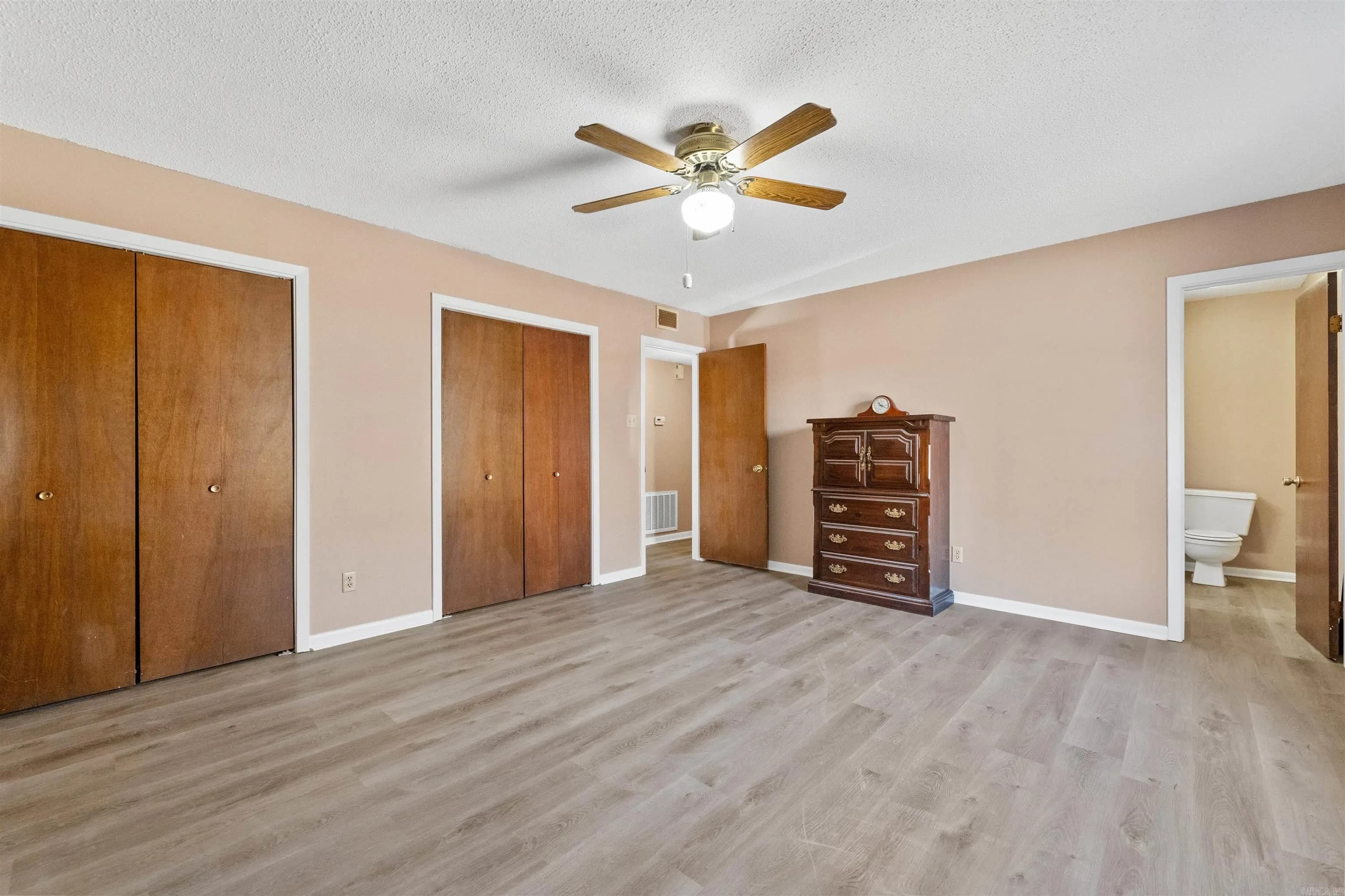Property at 4417  Randolph - Image 12