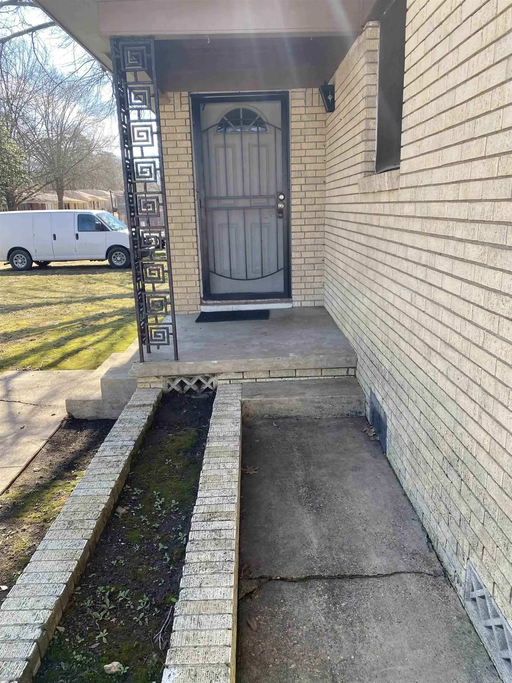 Property at 1508 S Grant - Image 21