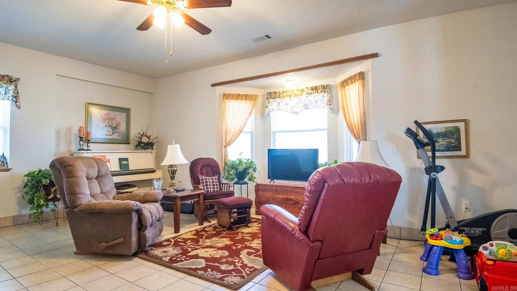 Property at 6  Ponderosa - Image 30