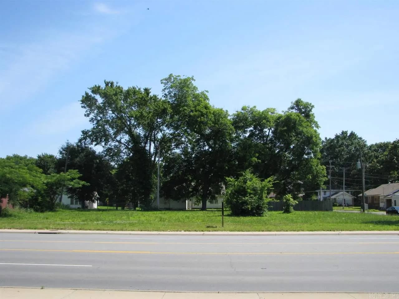Property at 2402 E Broadway  2410 E Broadway - Image 3