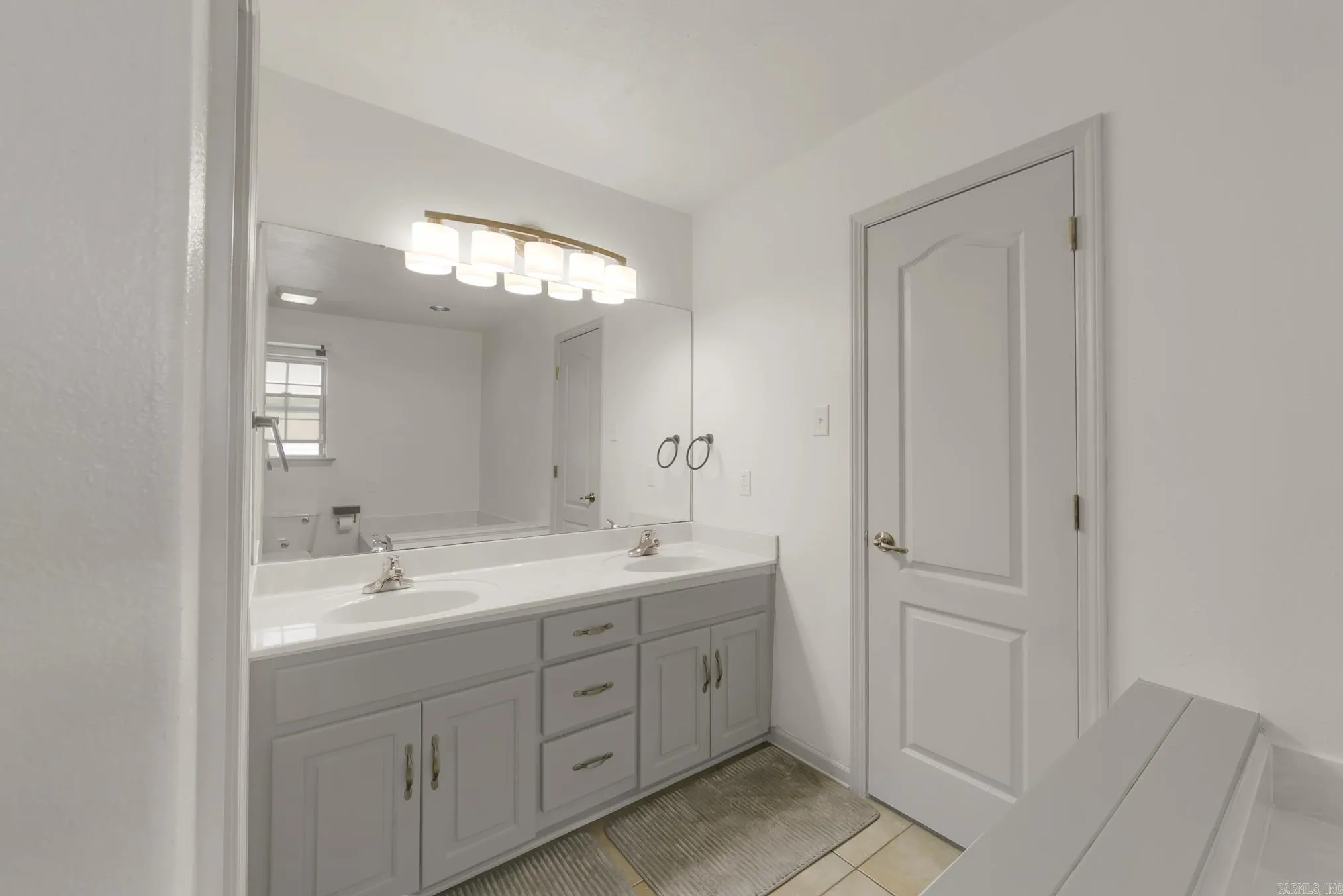 Property at 92  Cinnamon - Image 20