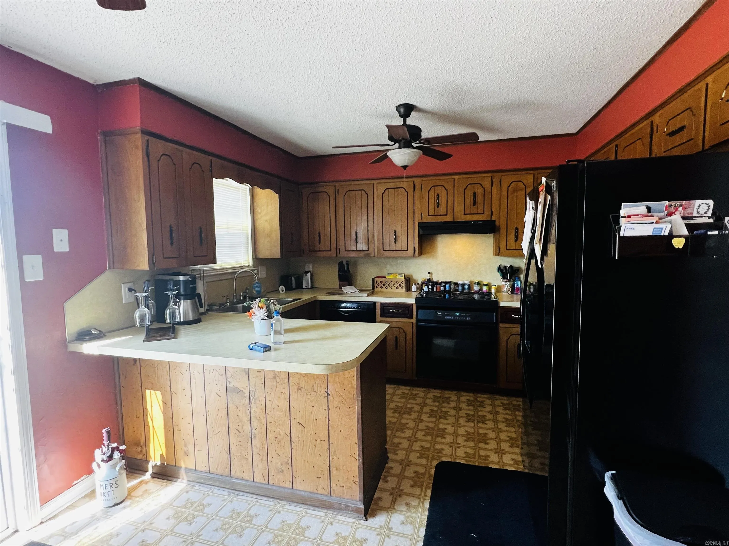 Property at 106  Cornwall - Image 13