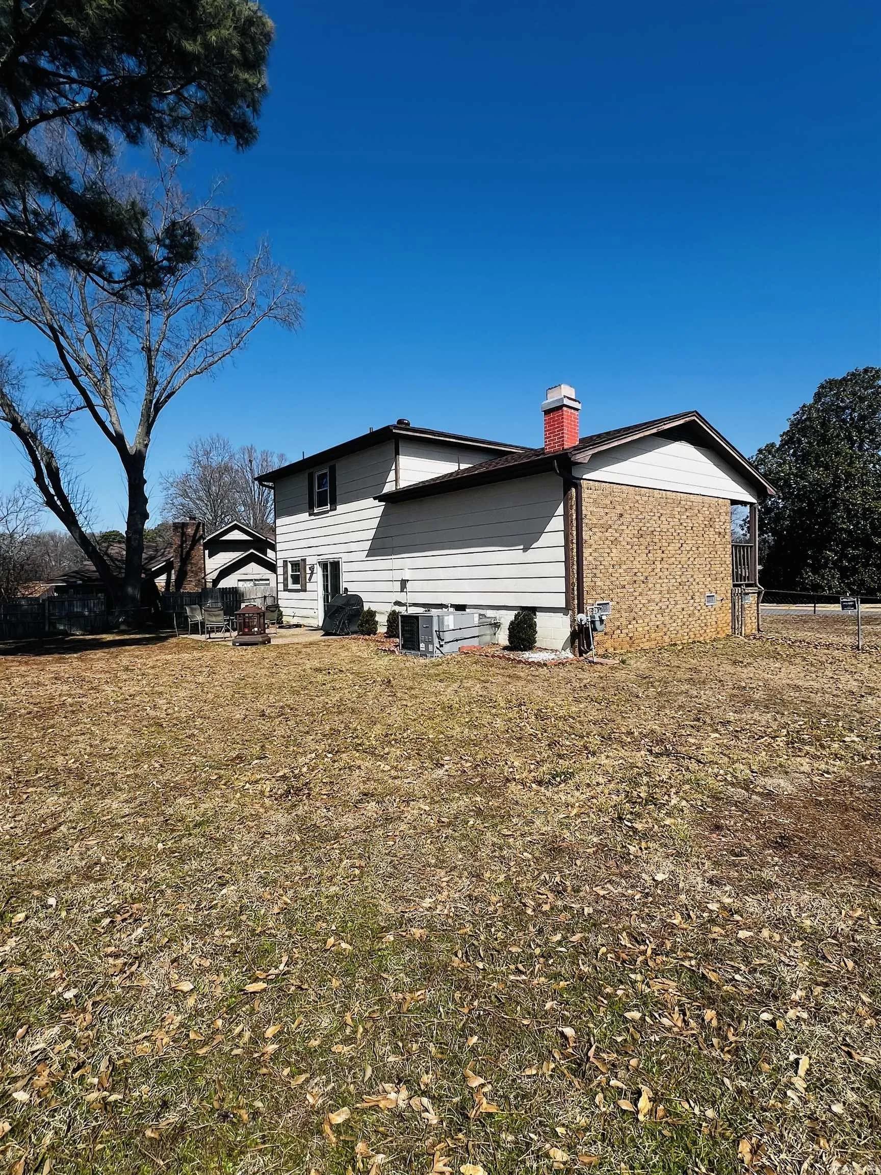 Property at 106  Cornwall - Image 17