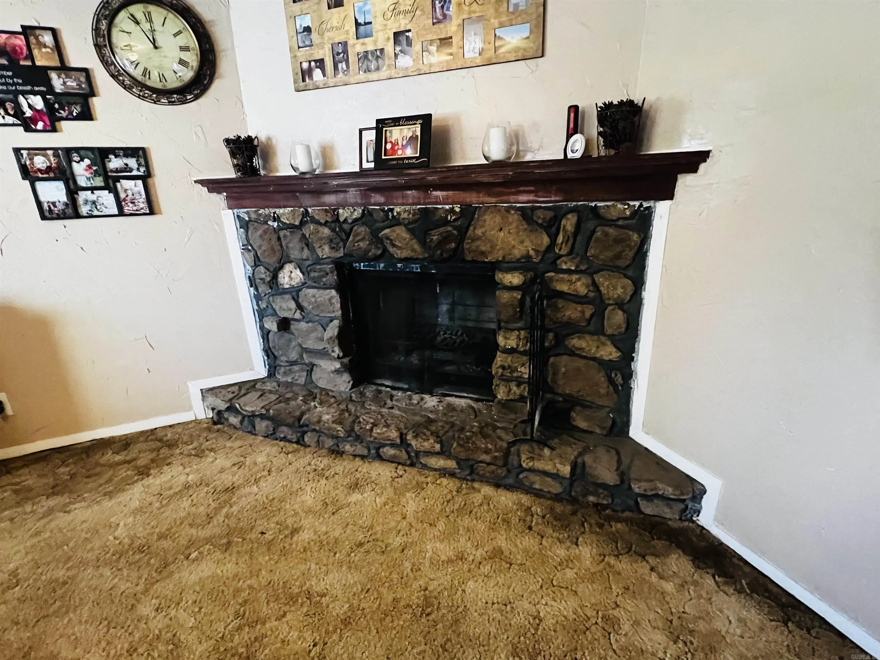 Property at 106  Cornwall - Image 4