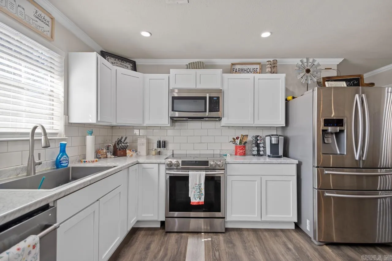 Property at 7215  Russwood lane - Image 12