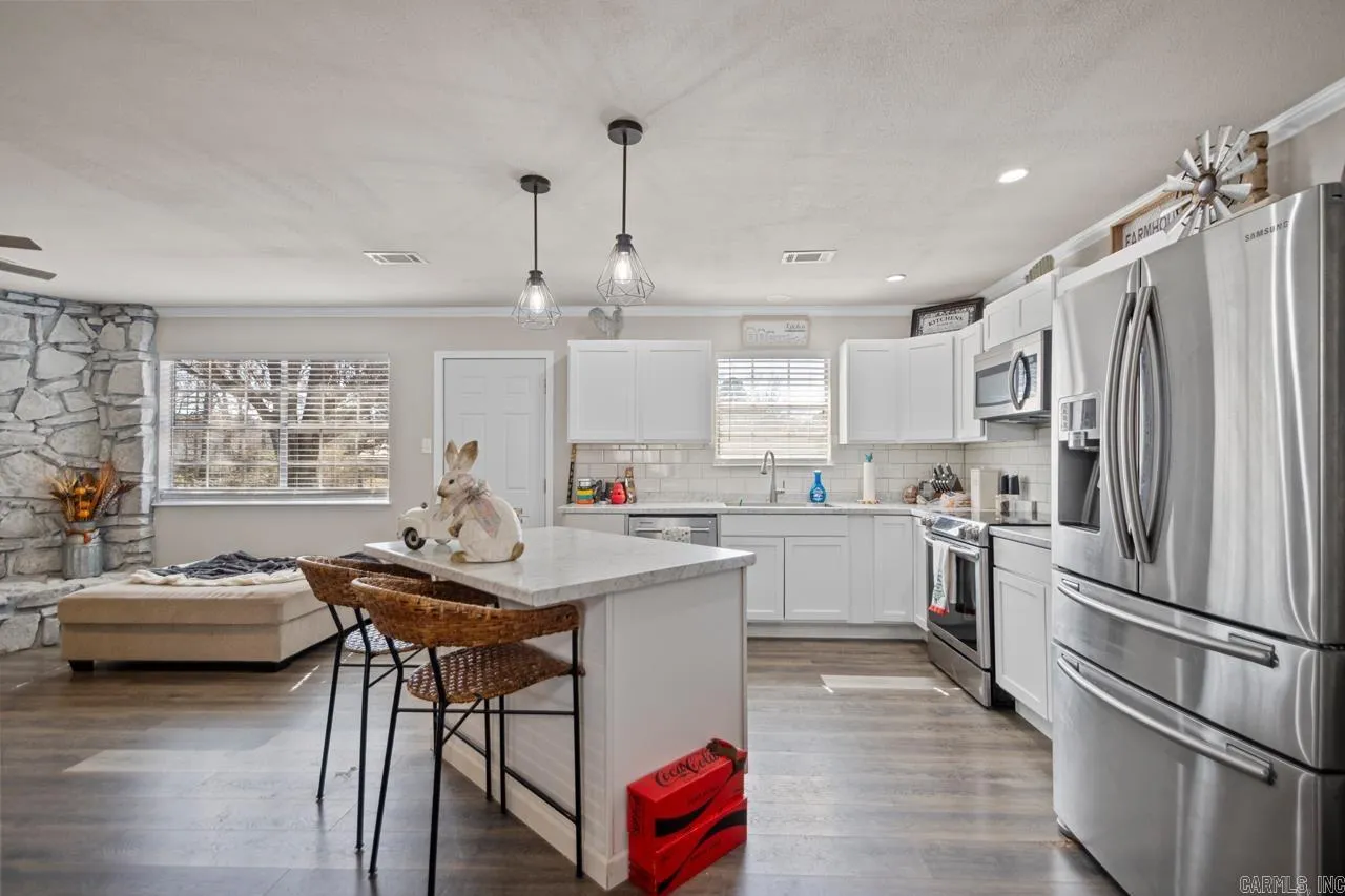 Property at 7215  Russwood lane - Image 9