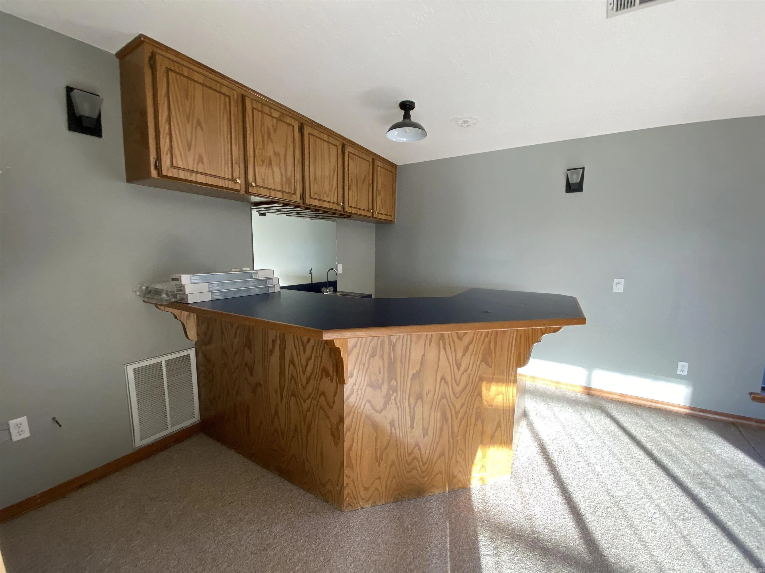 Property at 1400  Holly - Image 30