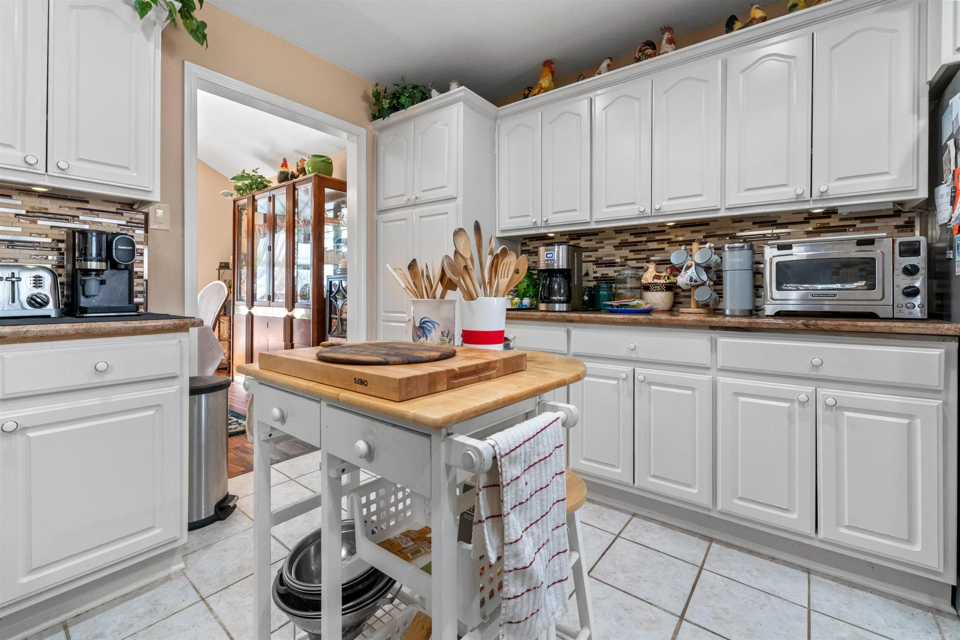 Property at 999  Salem - Image 12