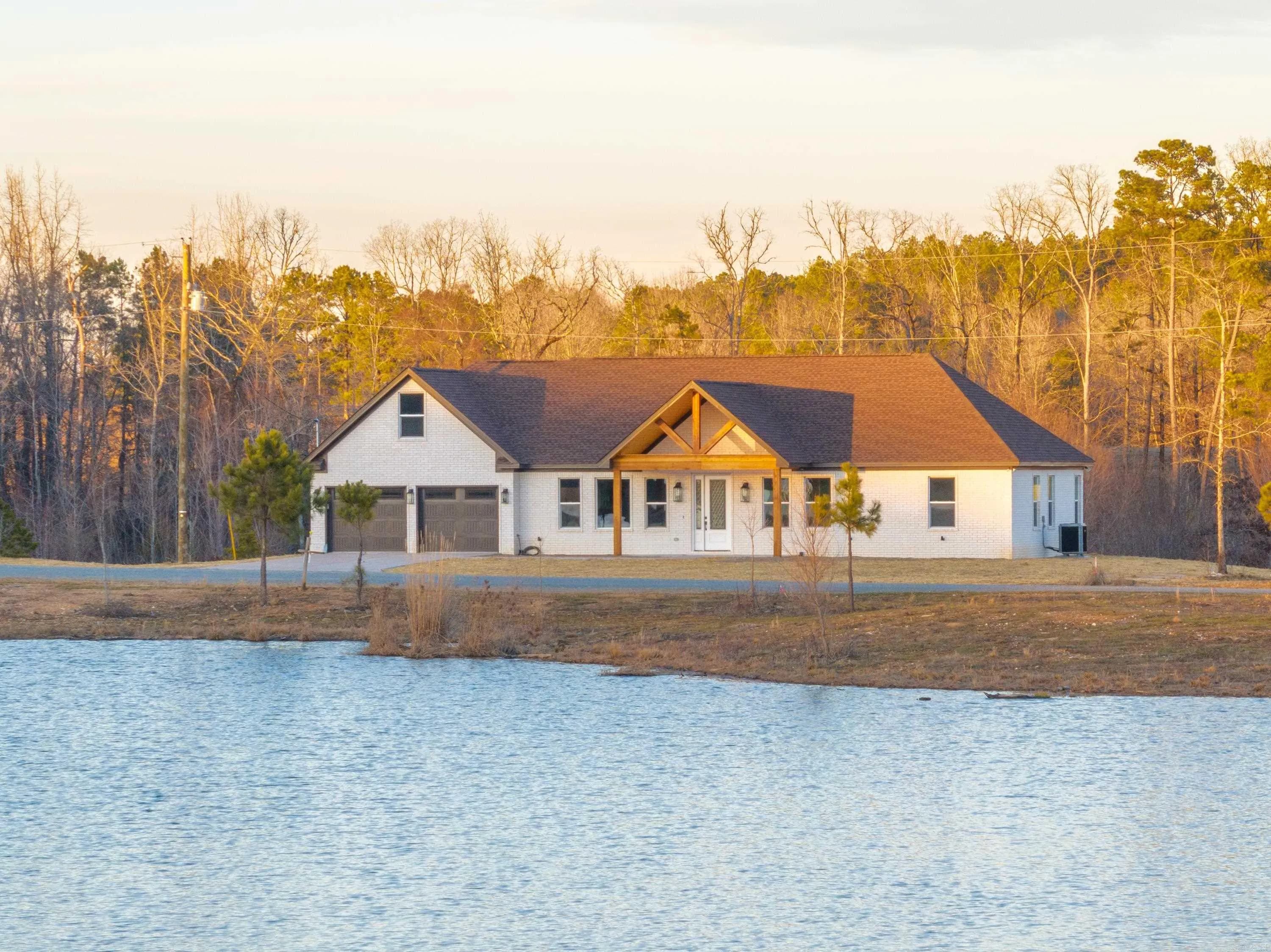 Property at 154  Shooting star trail - Image 1