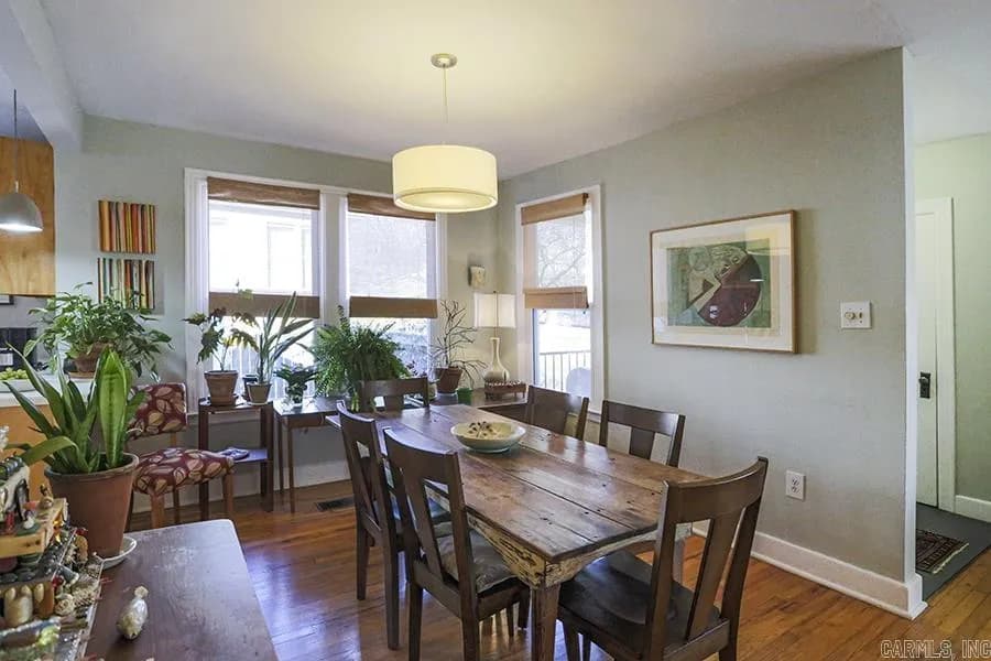 Property at 1212 N Taylor - Image 11