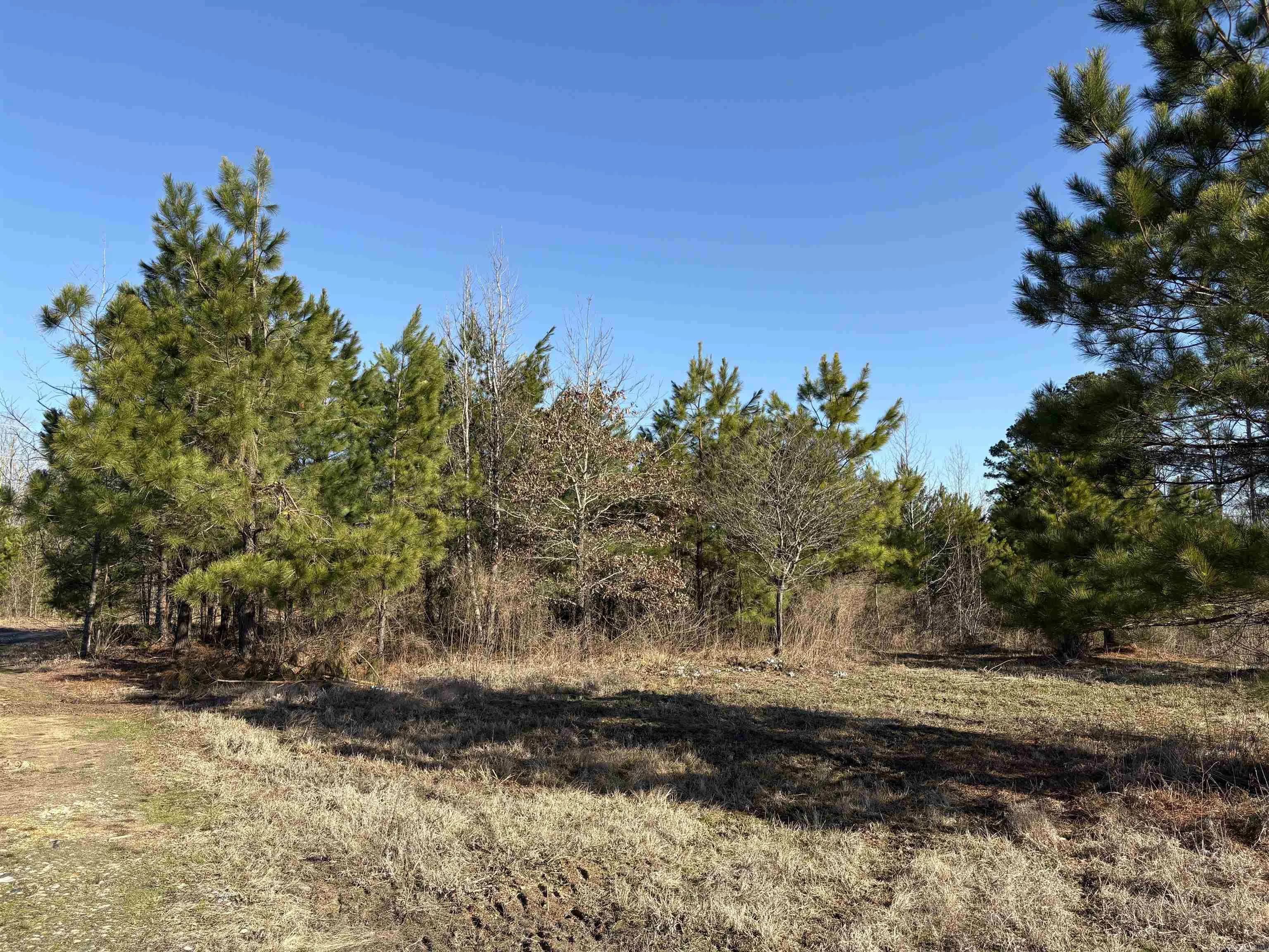 Property at 607  Grant county rd 24 - Image 4