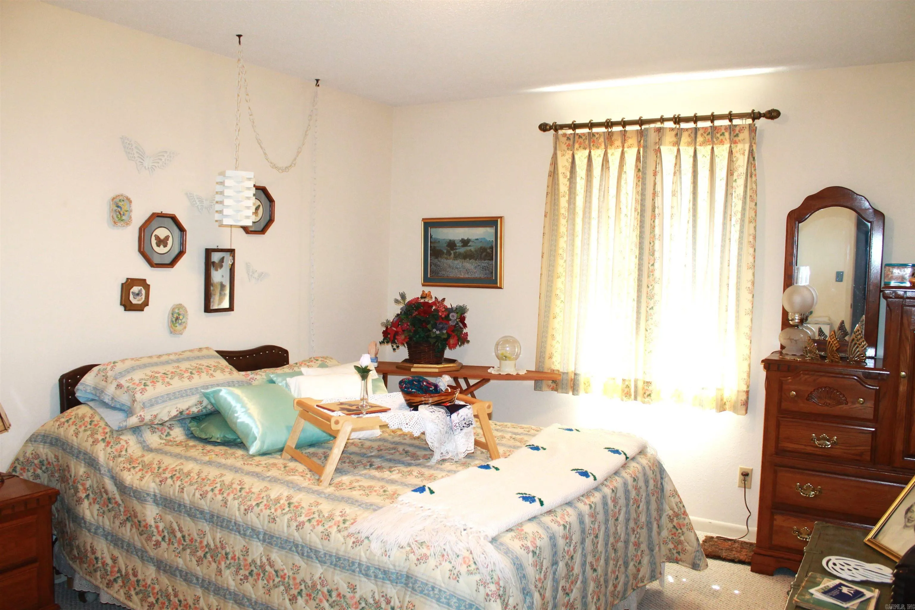 Property at 2315 W Elm street - Image 18