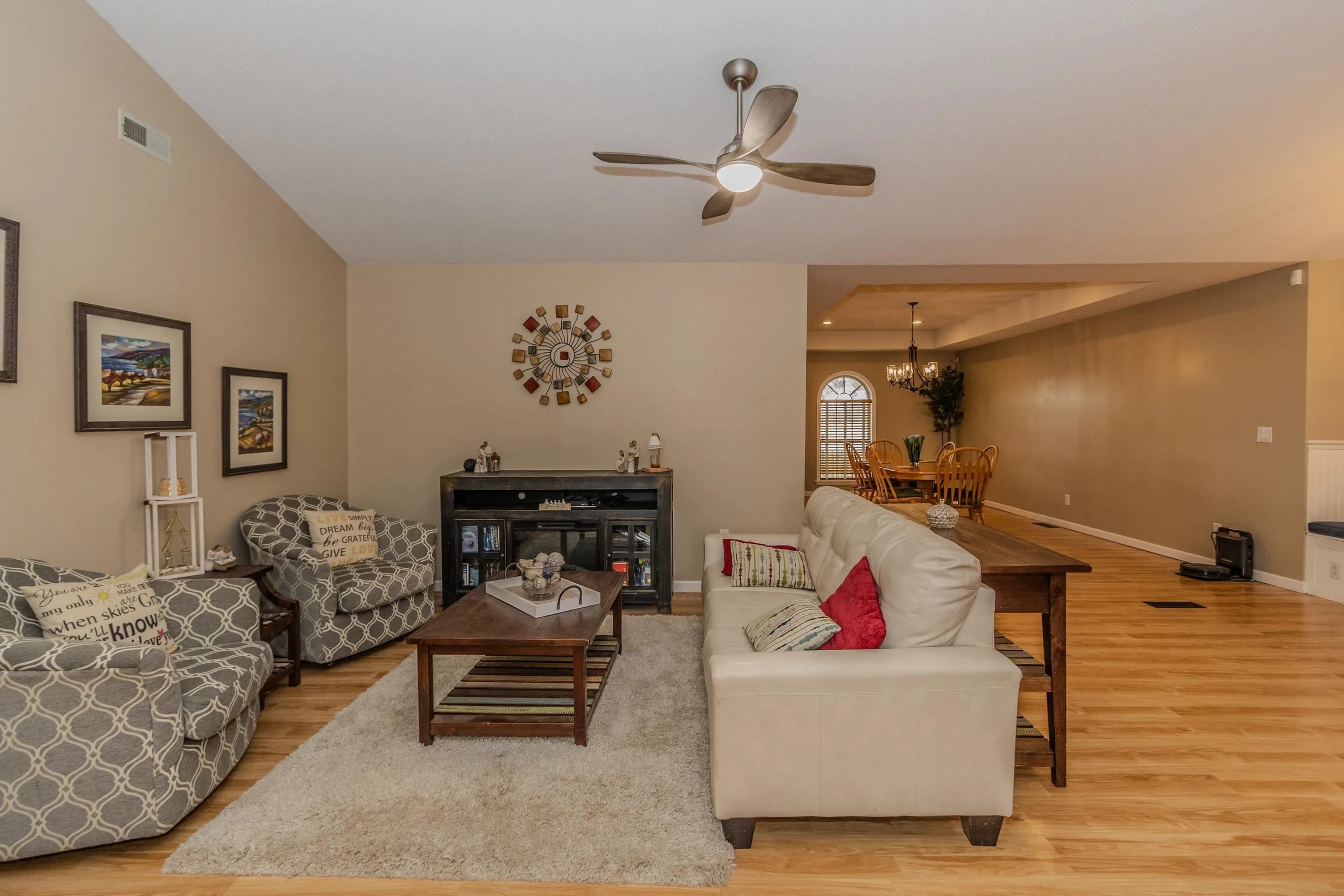 Property at 725 Greene  523 - Image 14