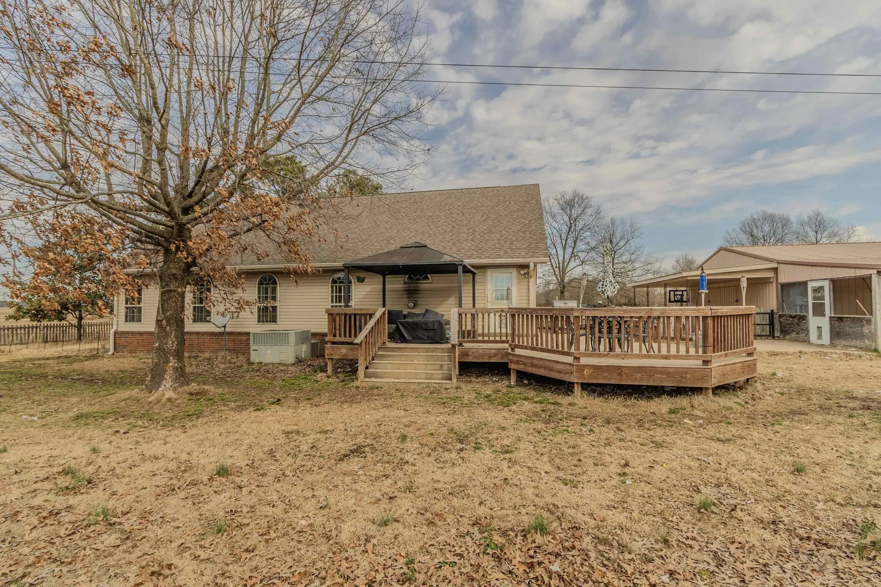 Property at 725 Greene  523 - Image 27