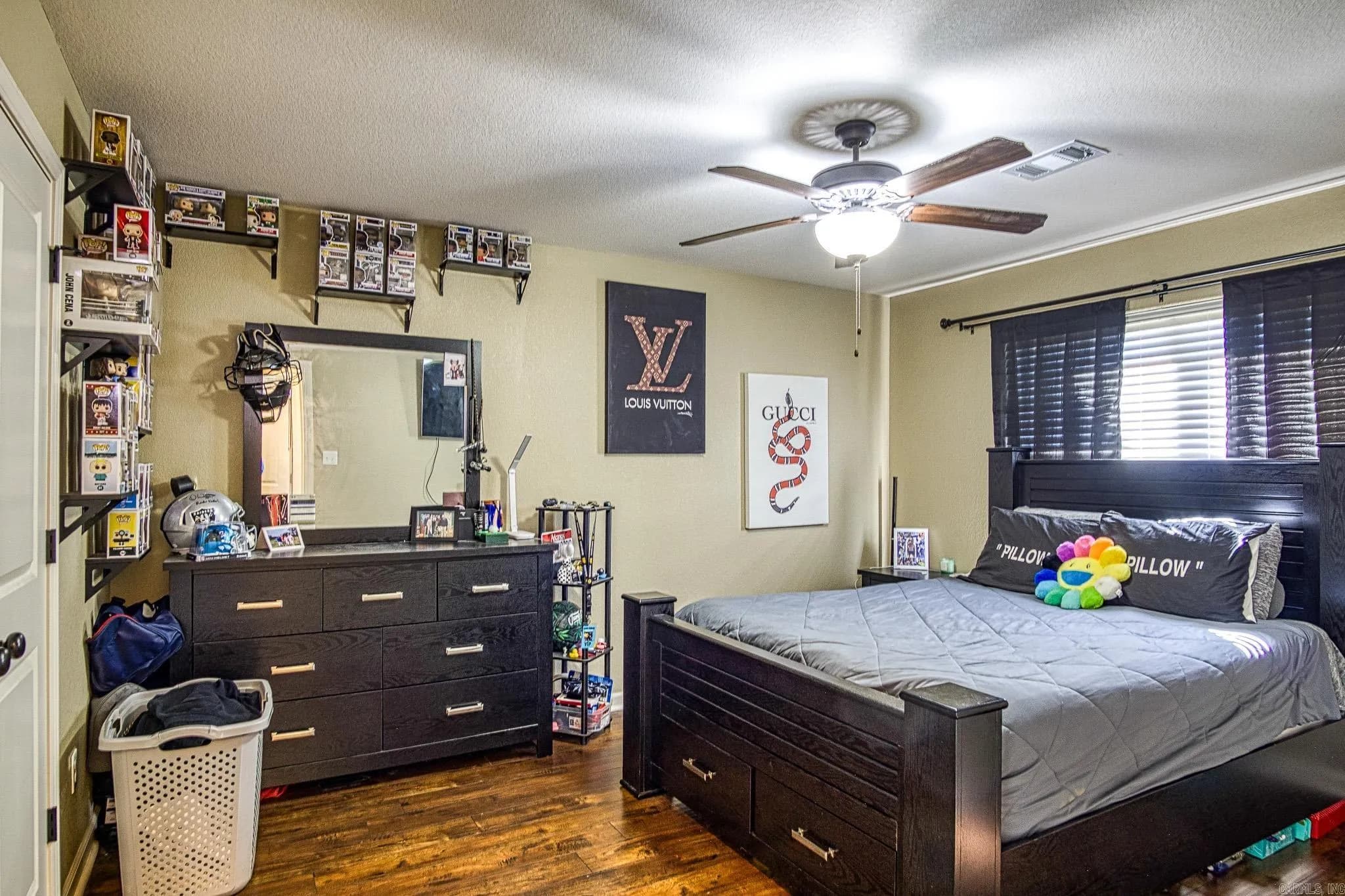 Property at 133  Eel - Image 16