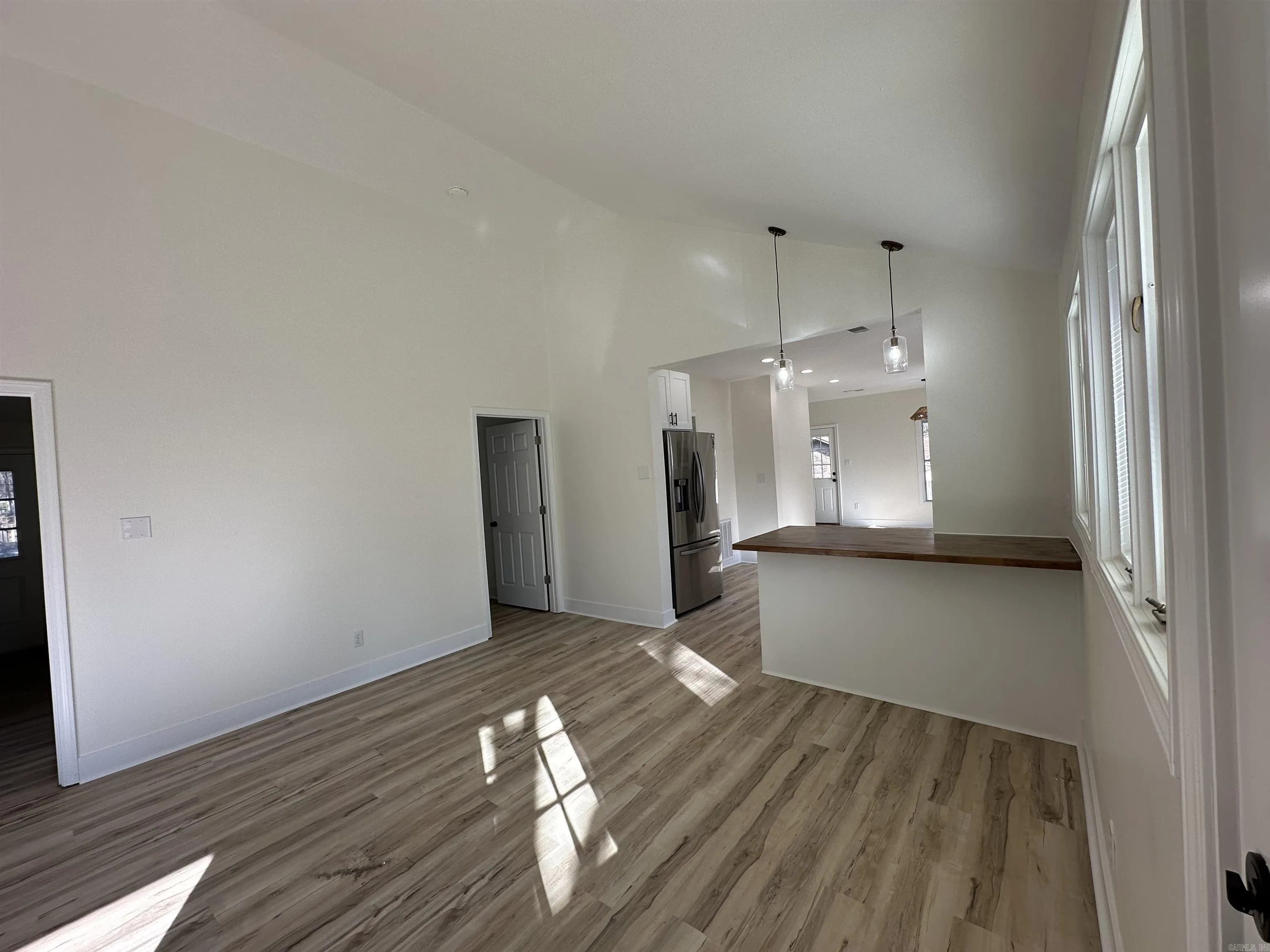 Property at 1121  Stuckey - Image 12