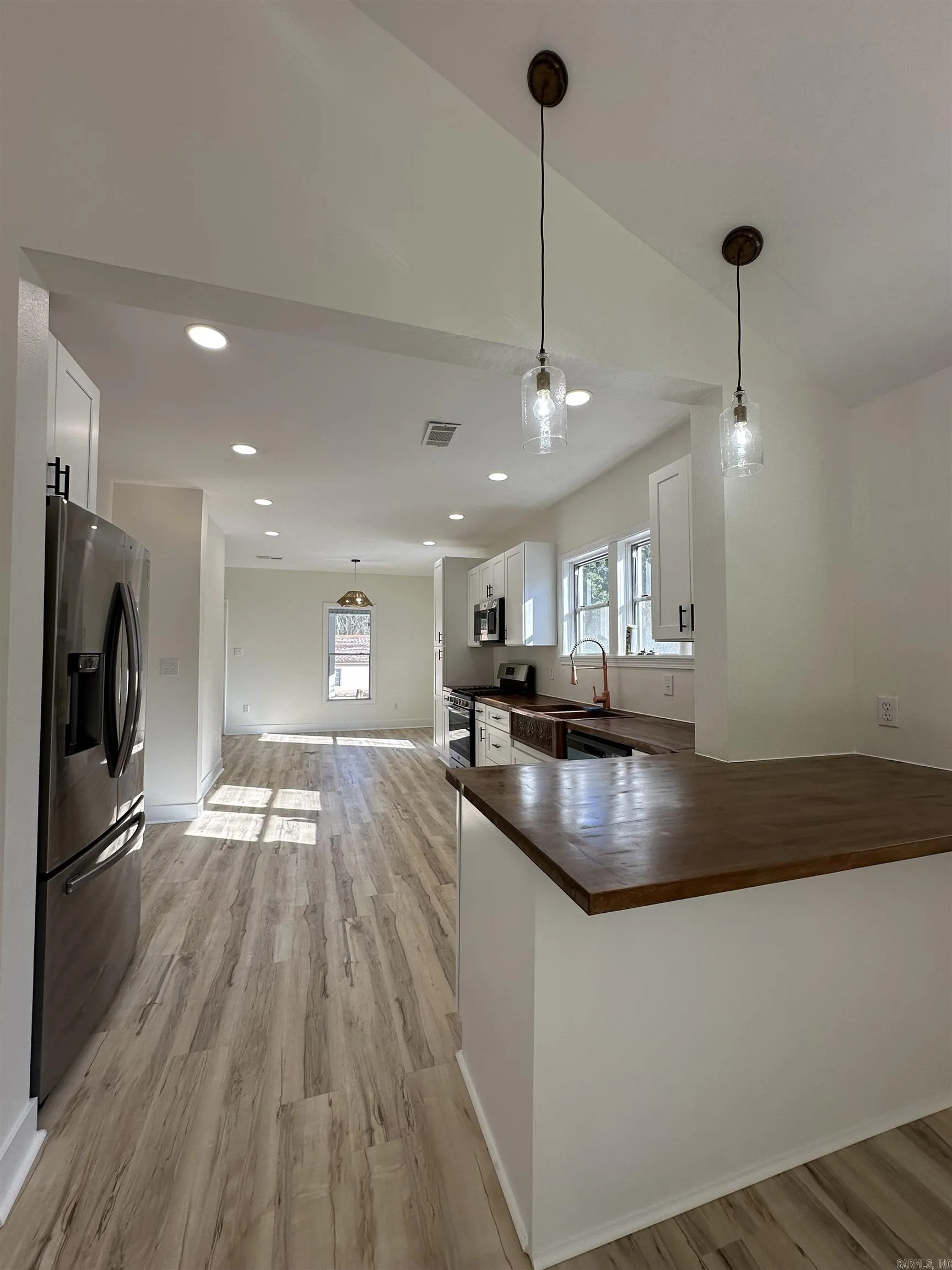 Property at 1121  Stuckey - Image 10