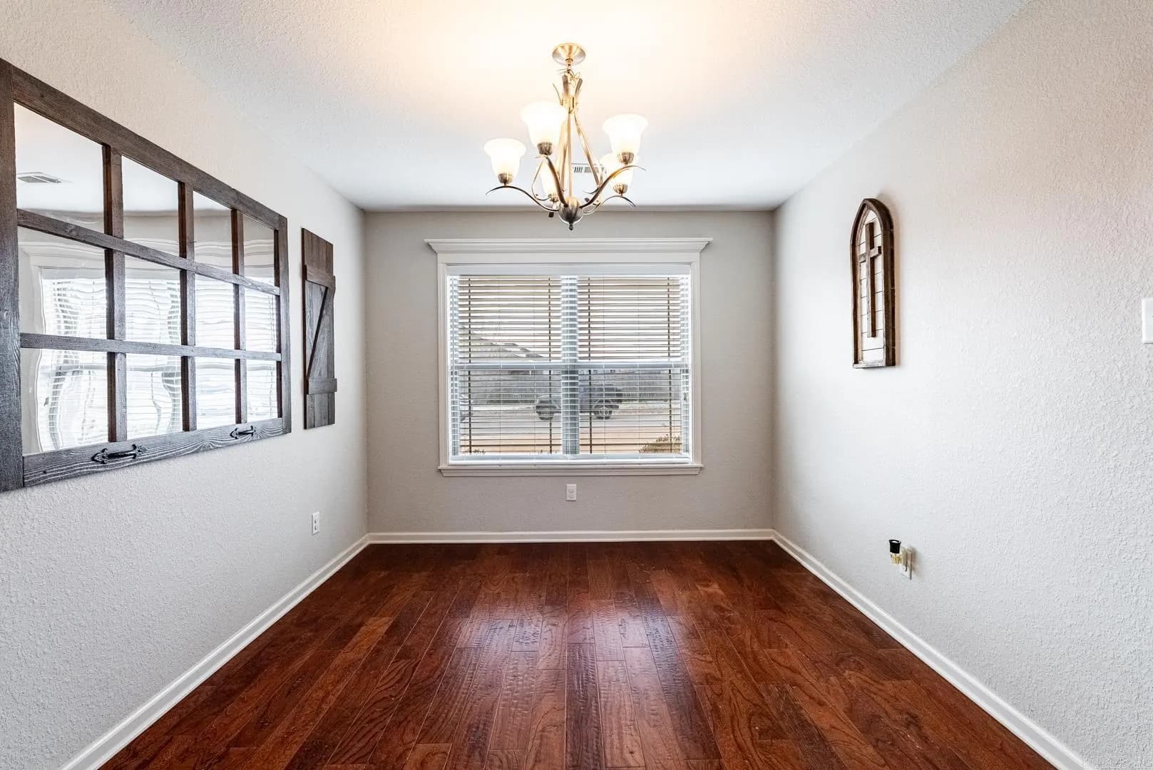 Property at 6424  Magnolia - Image 19