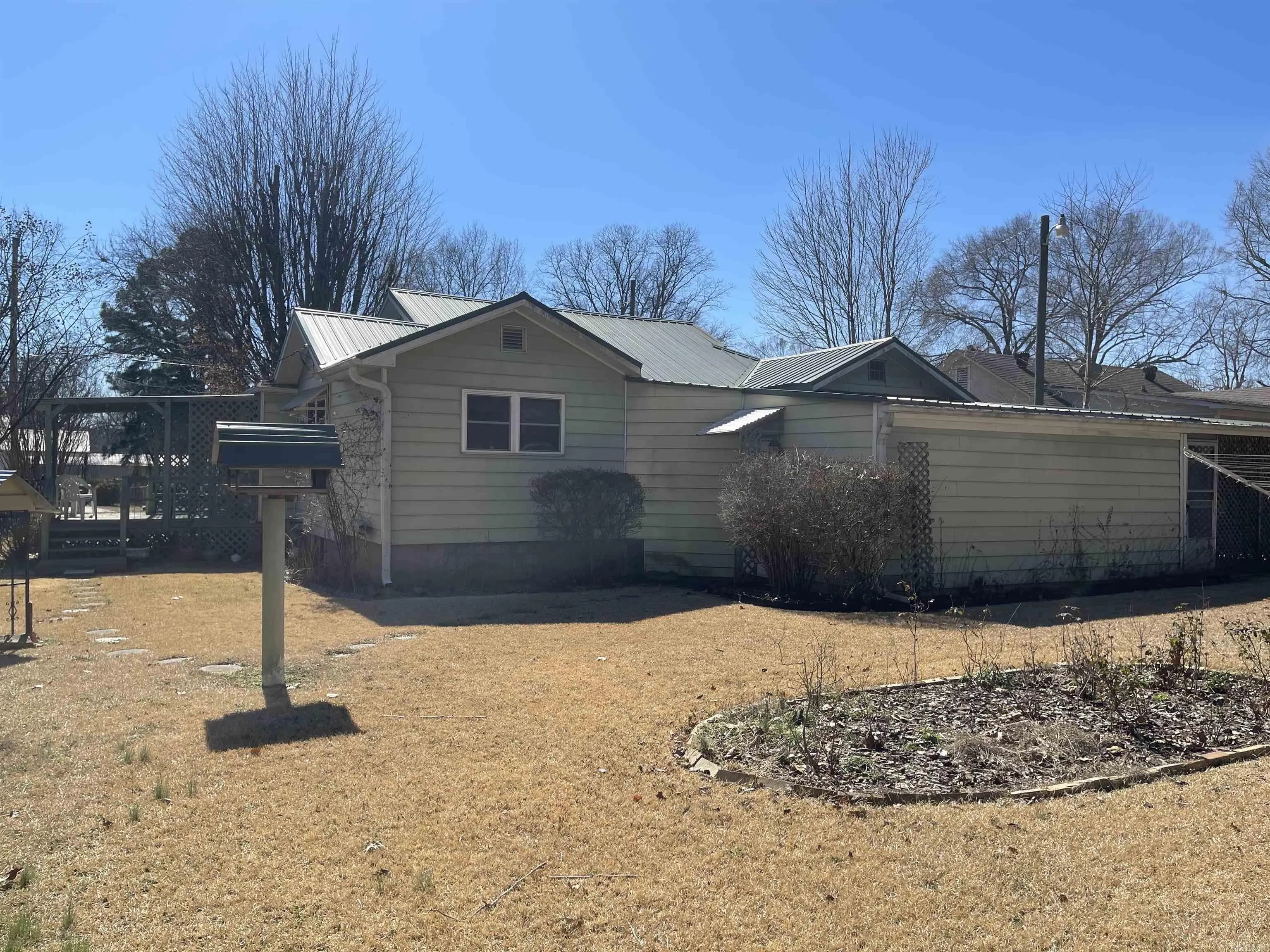 Property at 1012 W Center - Image 8