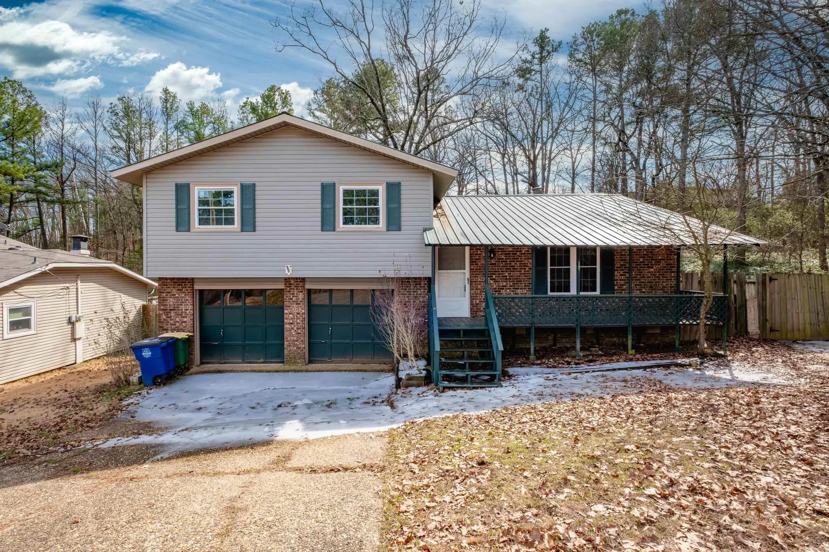 Property at 17  Sunset - Image 2