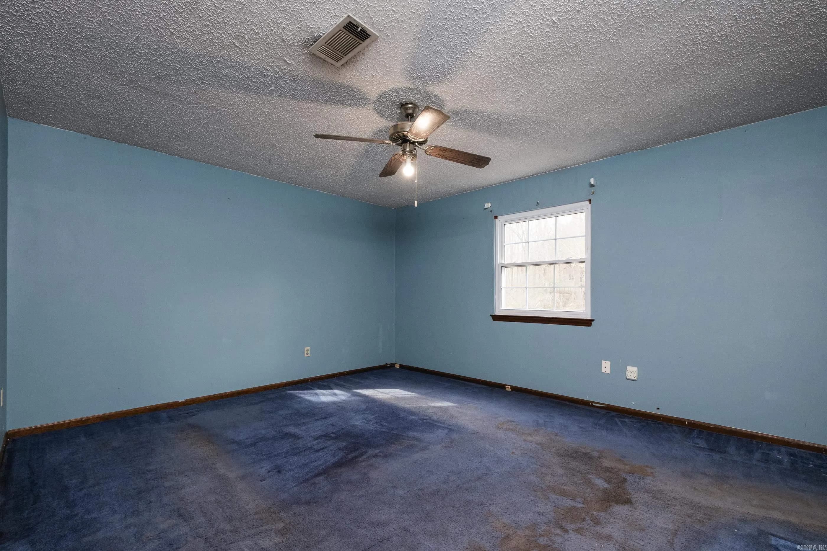 Property at 17  Sunset - Image 24