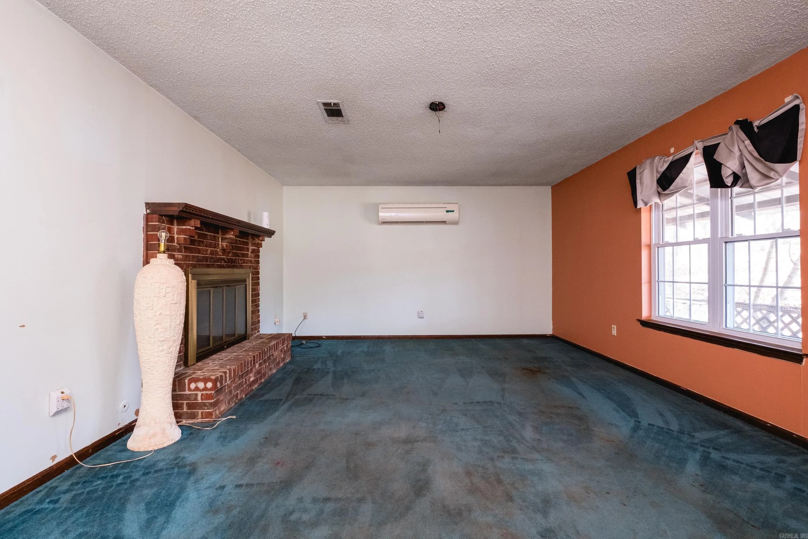 Property at 17  Sunset - Image 6