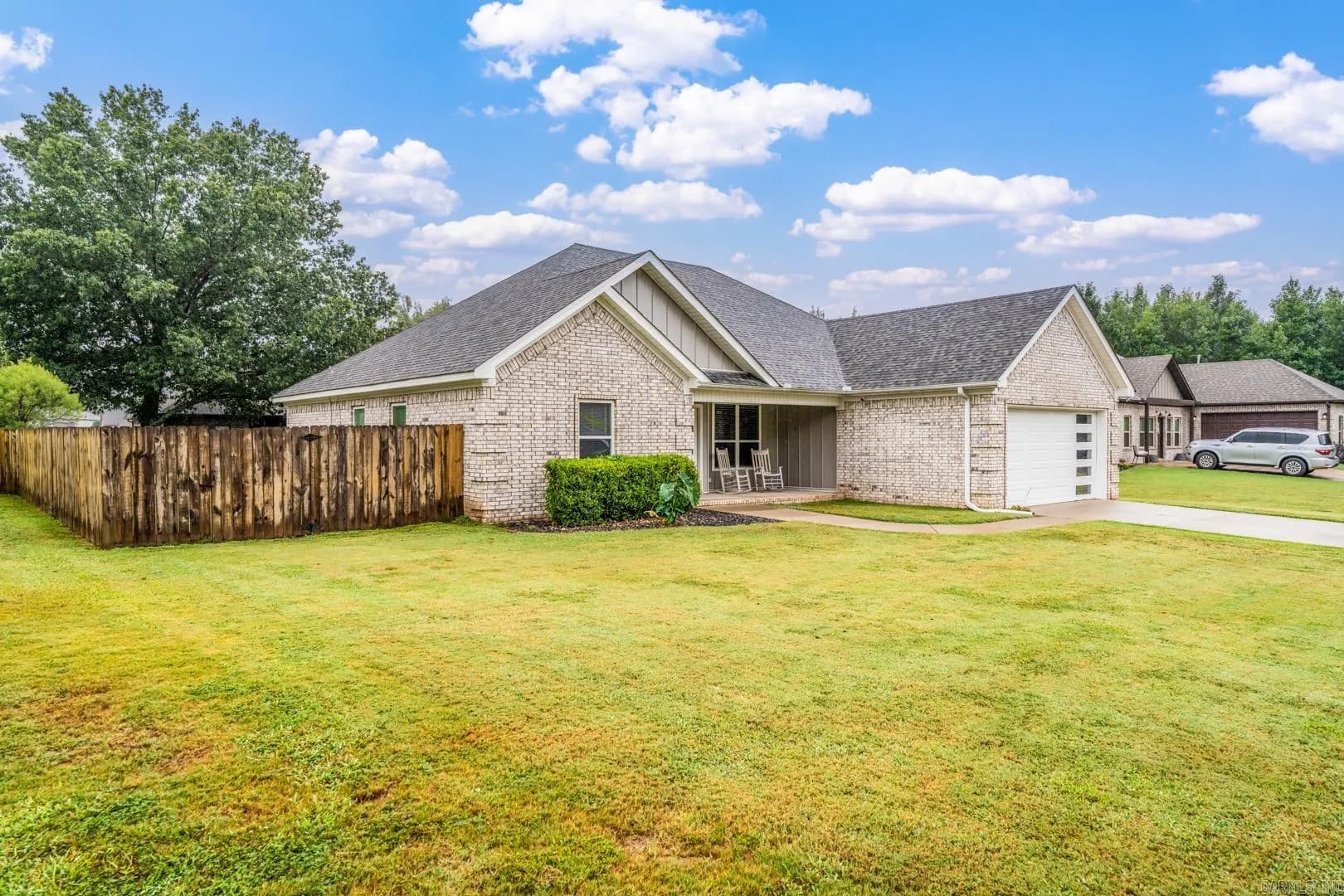 Property at 93  Nixon - Image 4