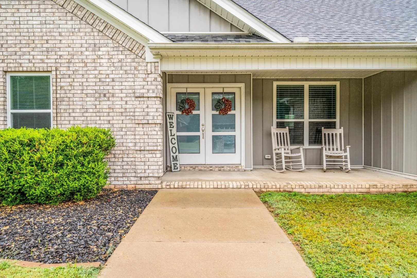 Property at 93  Nixon - Image 3