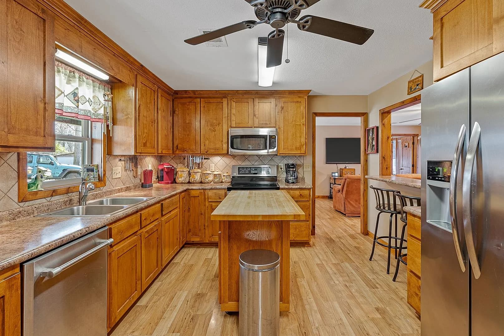 Property at 5407  Dawson - Image 24