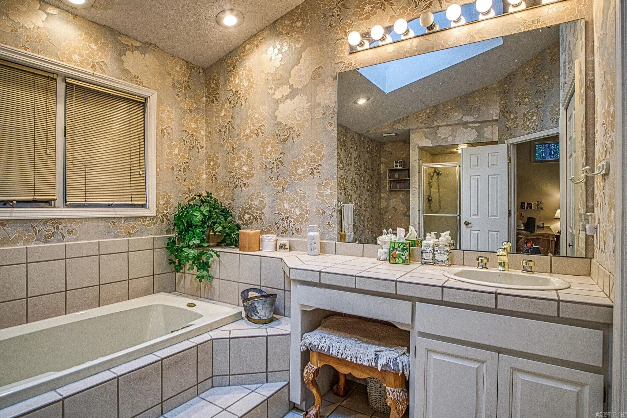 Property at 20  Fabulosa - Image 34