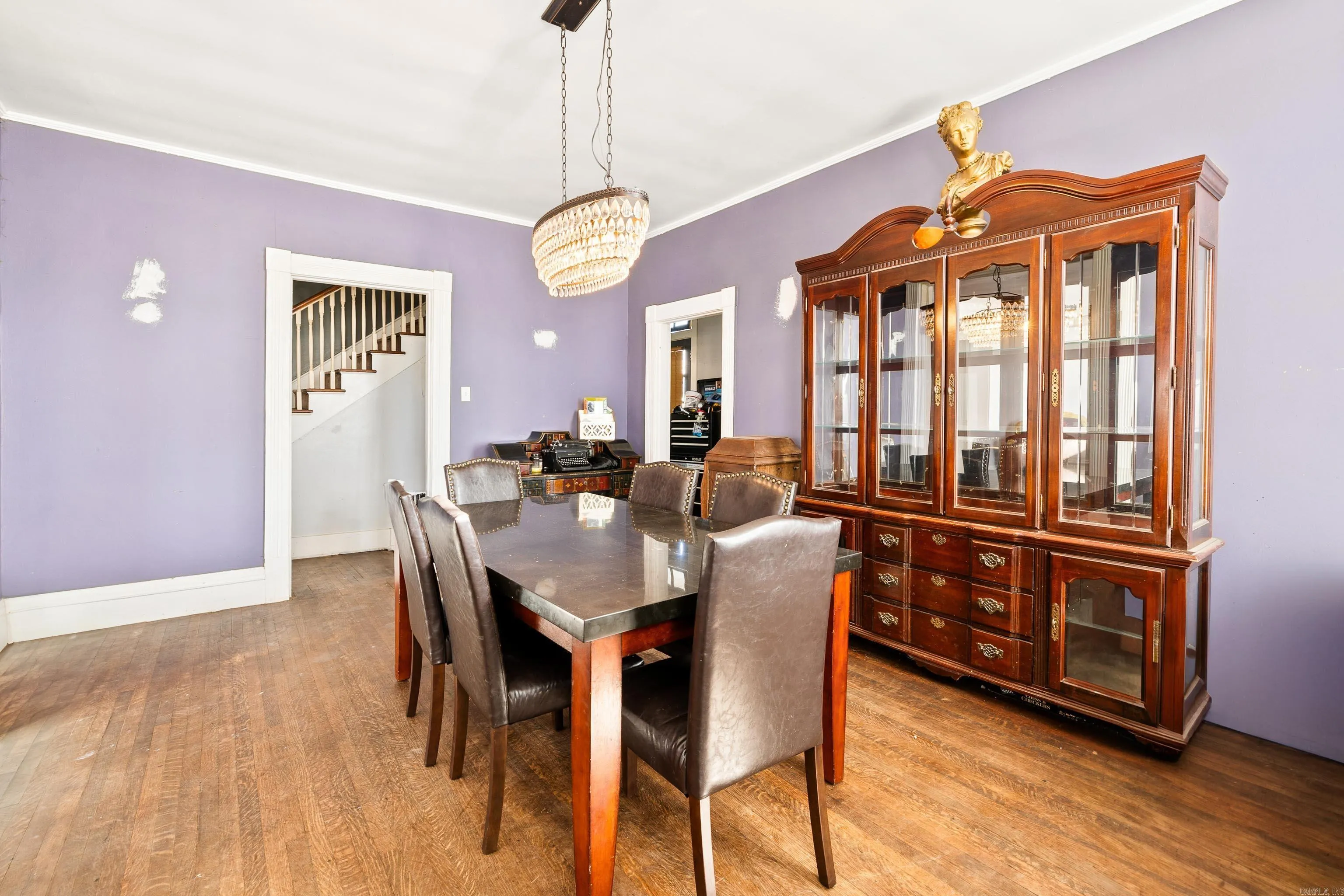 Property at 1605  Robinson - Image 10