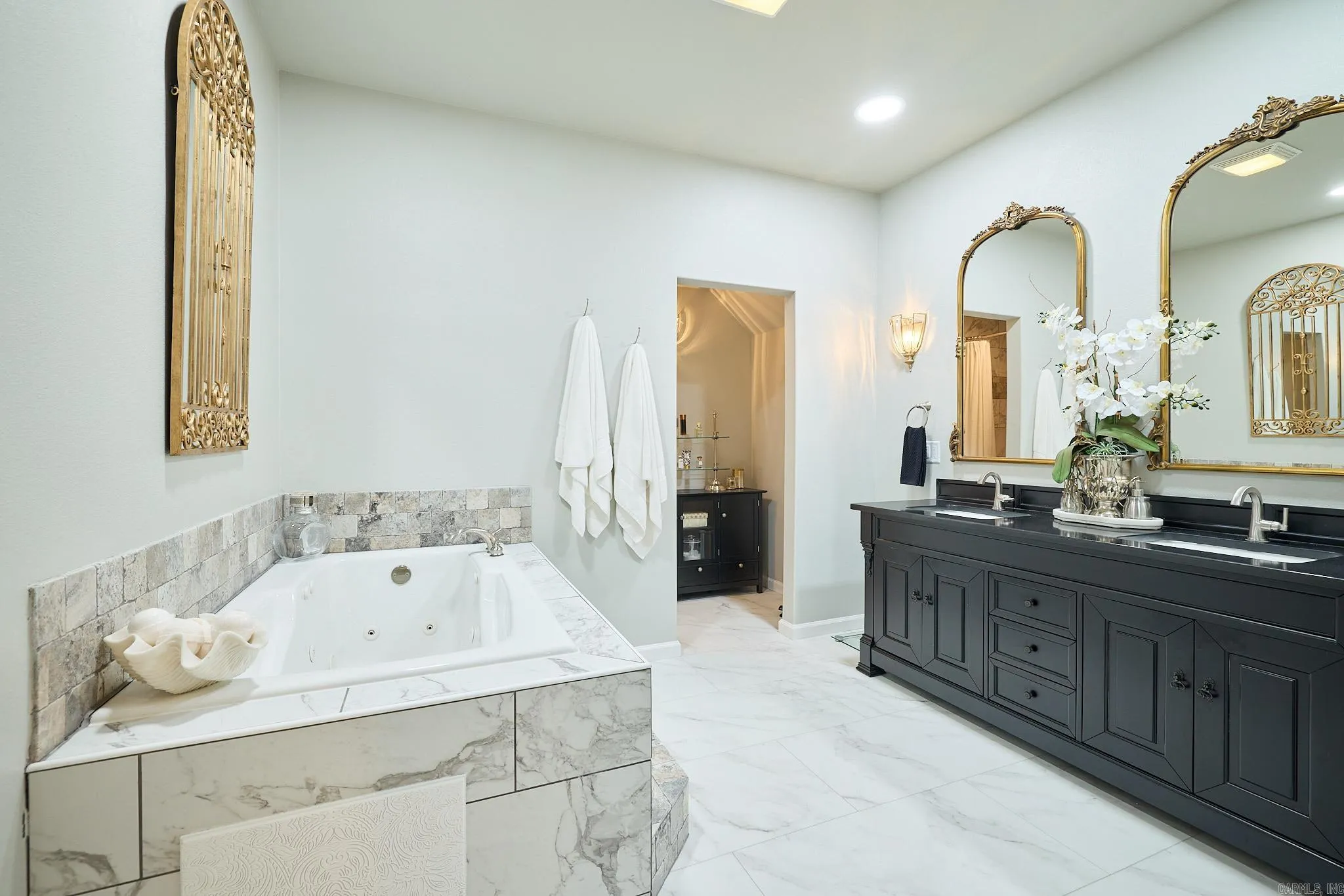 Property at 170  Peppermint - Image 18