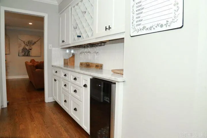 Property at 2924  Highland drive - Image 16