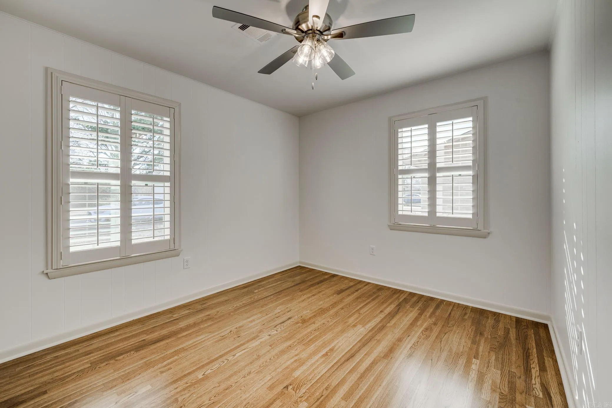 Property at 602  Oregon street - Image 24