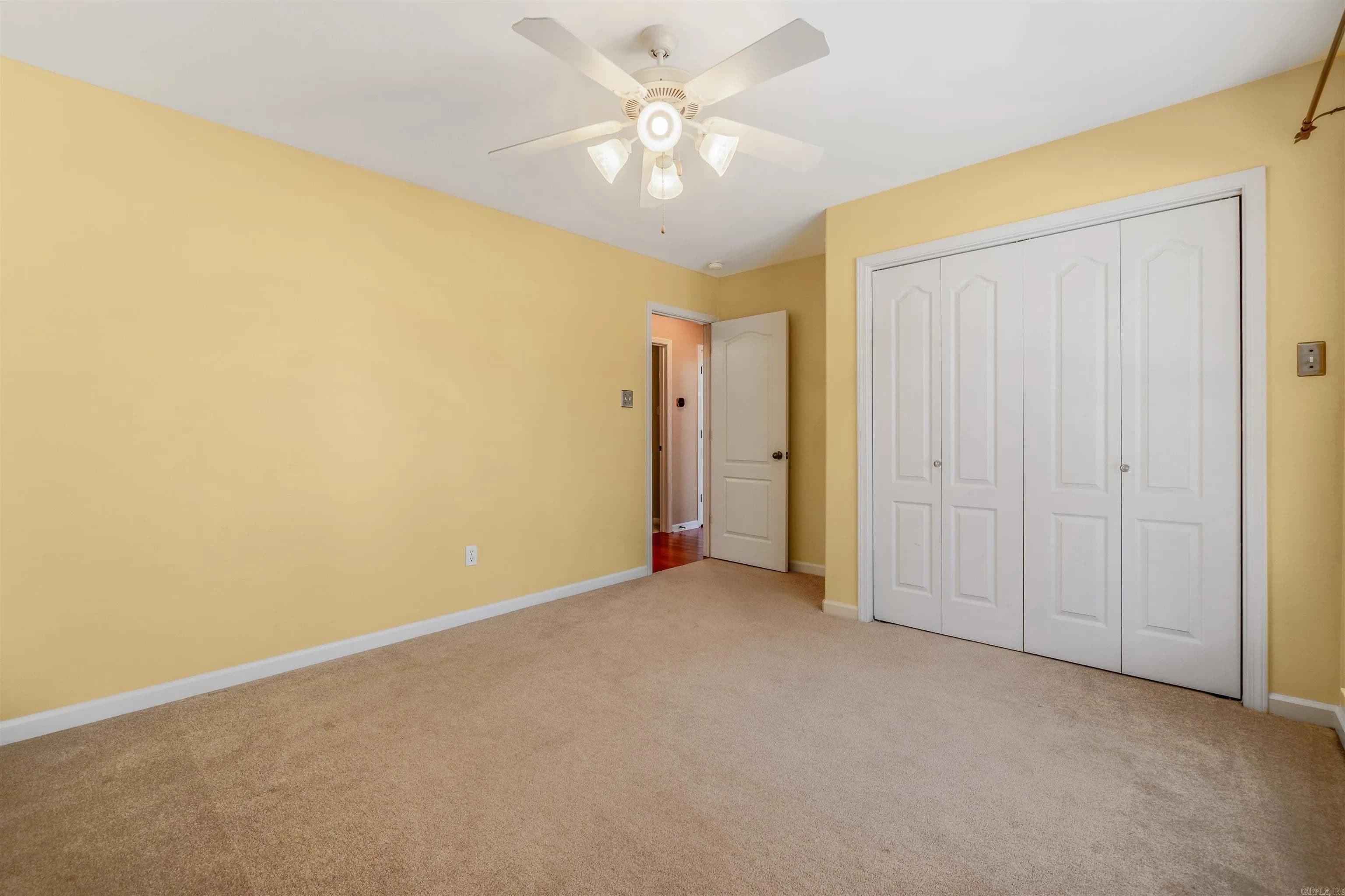 Property at 155  Lily - Image 28
