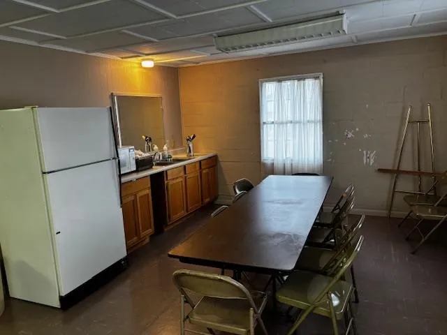 Property at 109 W Plum - Image 23