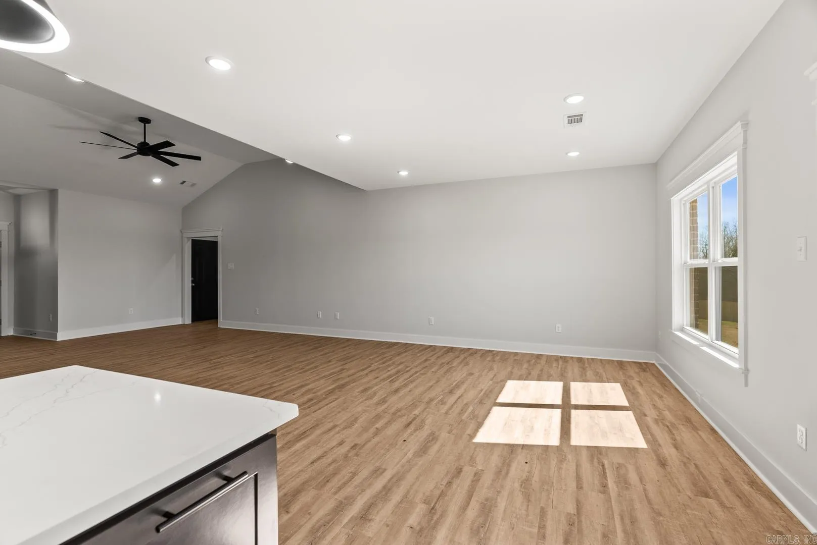 Property at 27  Summerlyn place drive - Image 11
