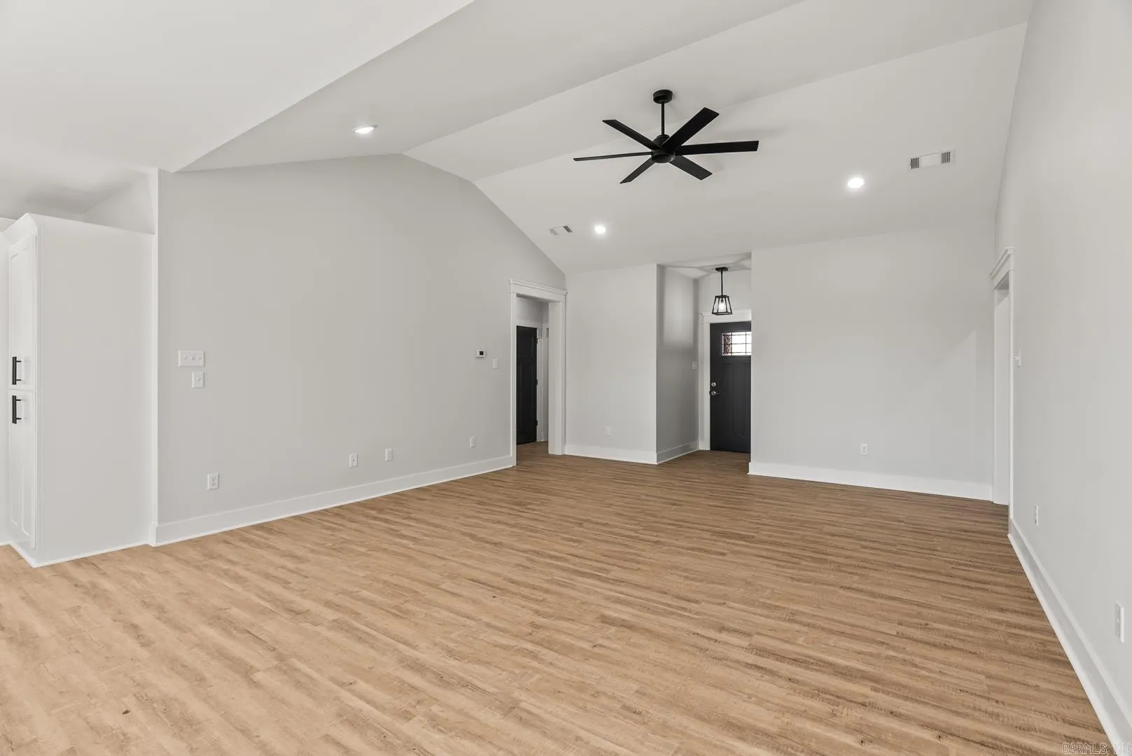 Property at 27  Summerlyn place drive - Image 6
