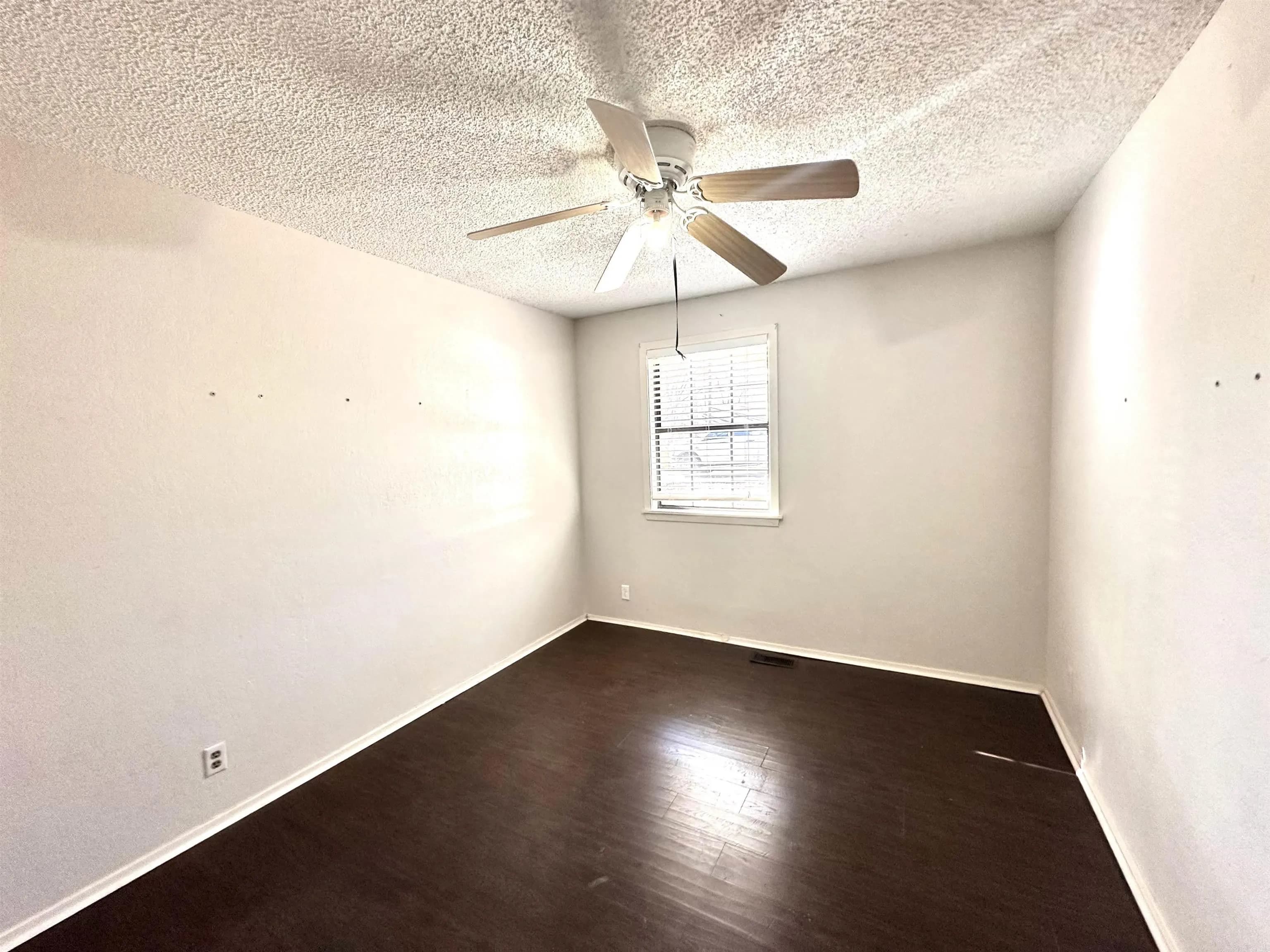 Property at 1004  Trailwood dr - Image 20
