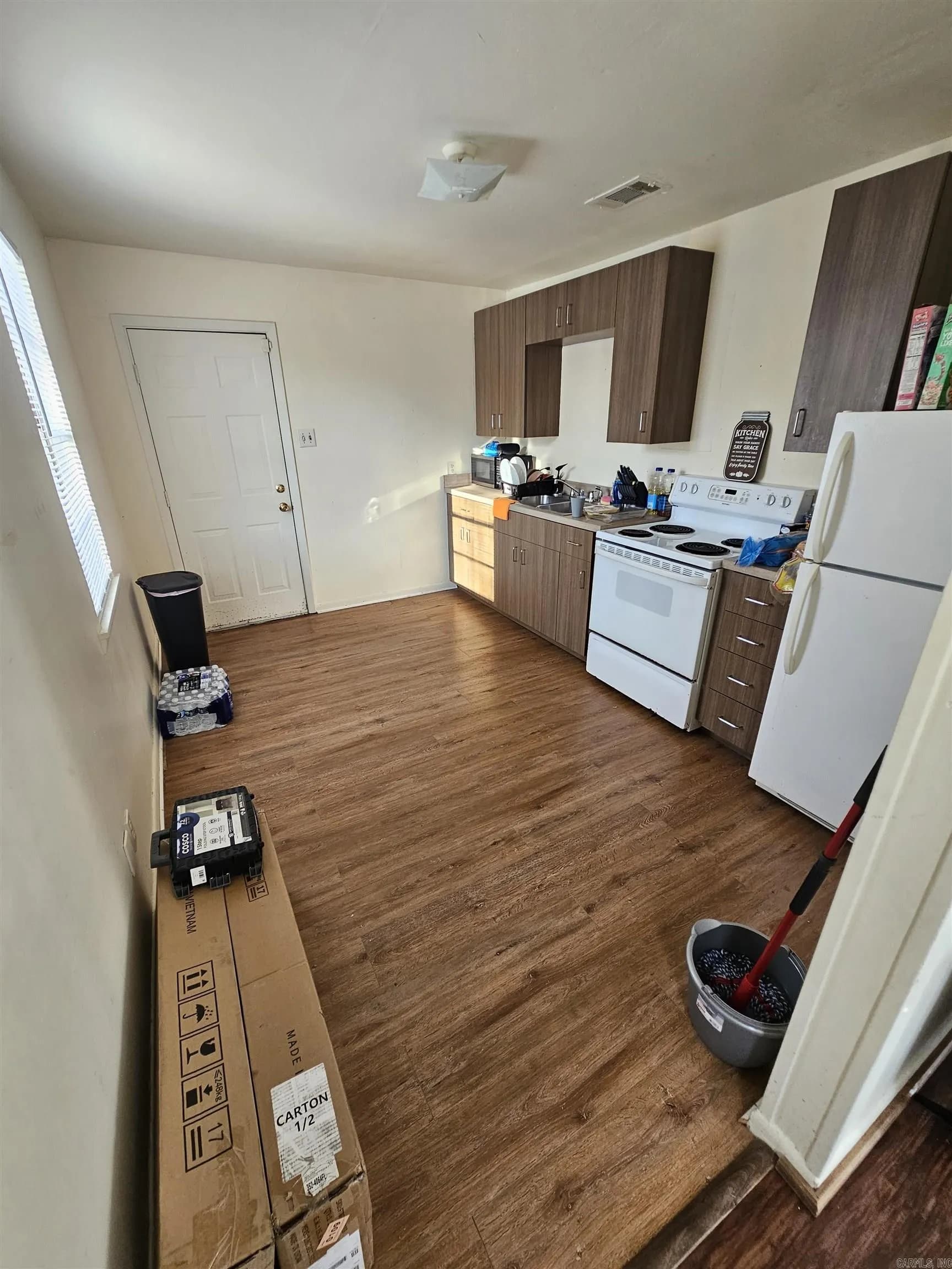 Property at 1109  South - Image 12