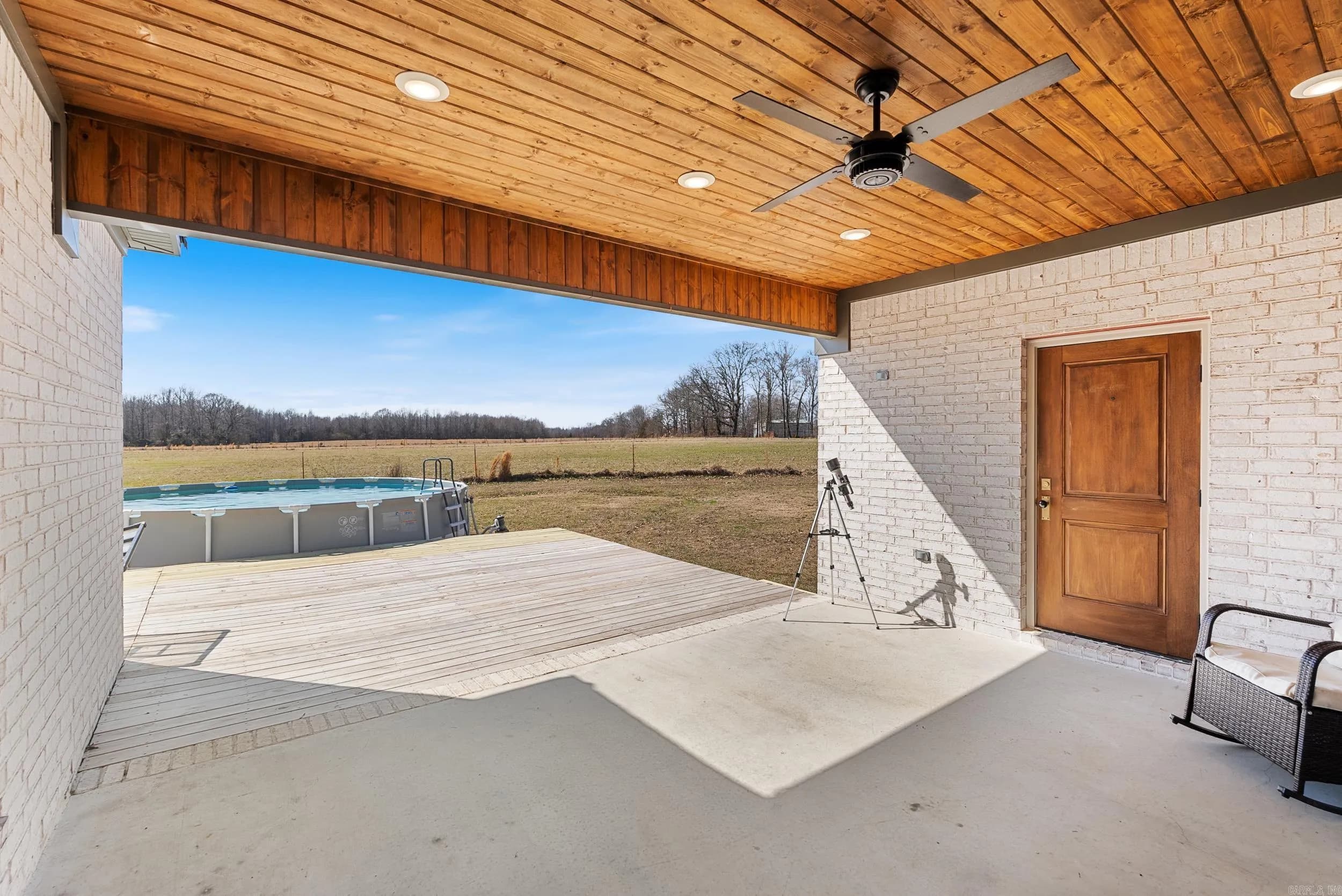 Property at 60  Cessna - Image 43