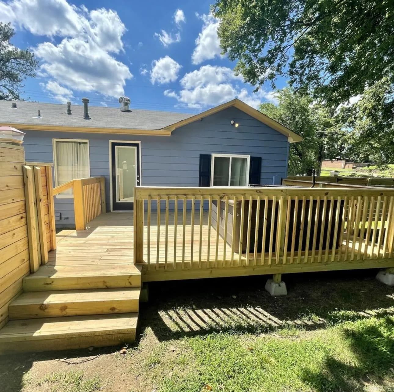 Property at 212 W St louis - Image 15