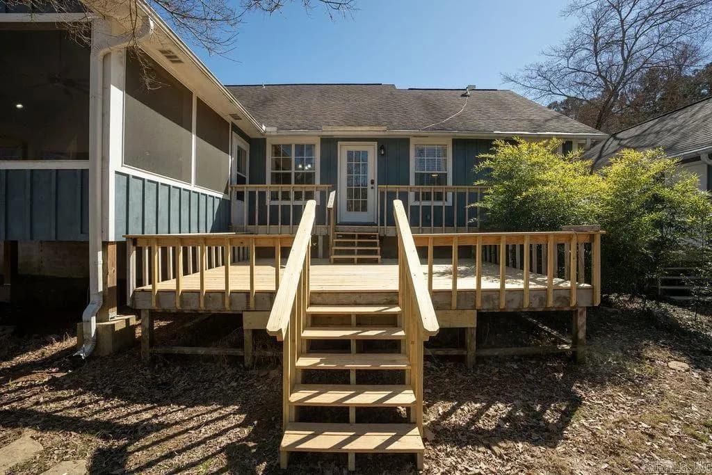 Property at 444  Wildflower - Image 6