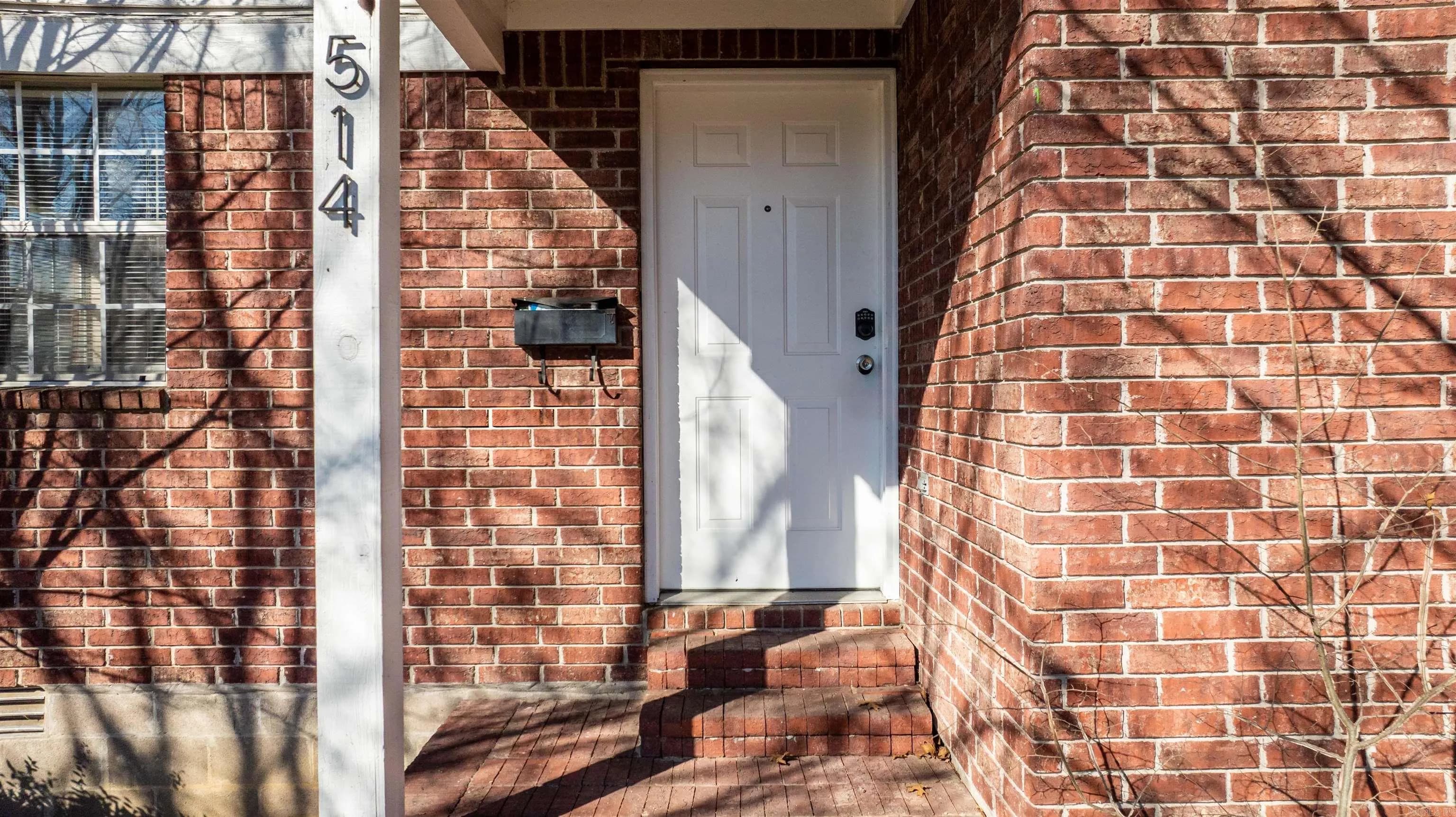 Property at 514 S Valentine - Image 2