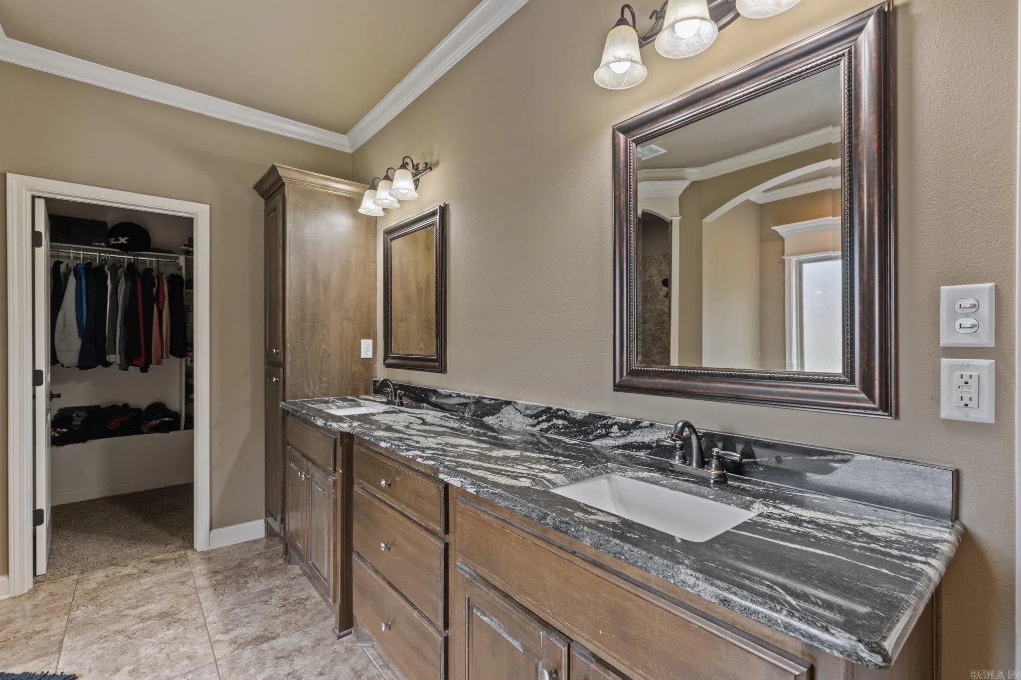 Property at 11198  Stonehill - Image 18