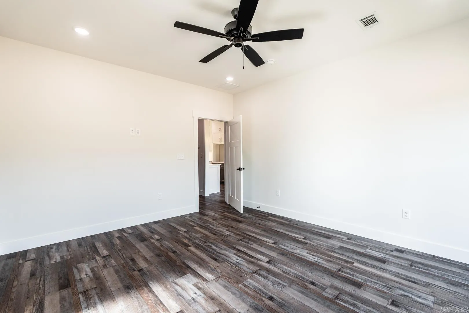Property at 281  Castleberry road - Image 24
